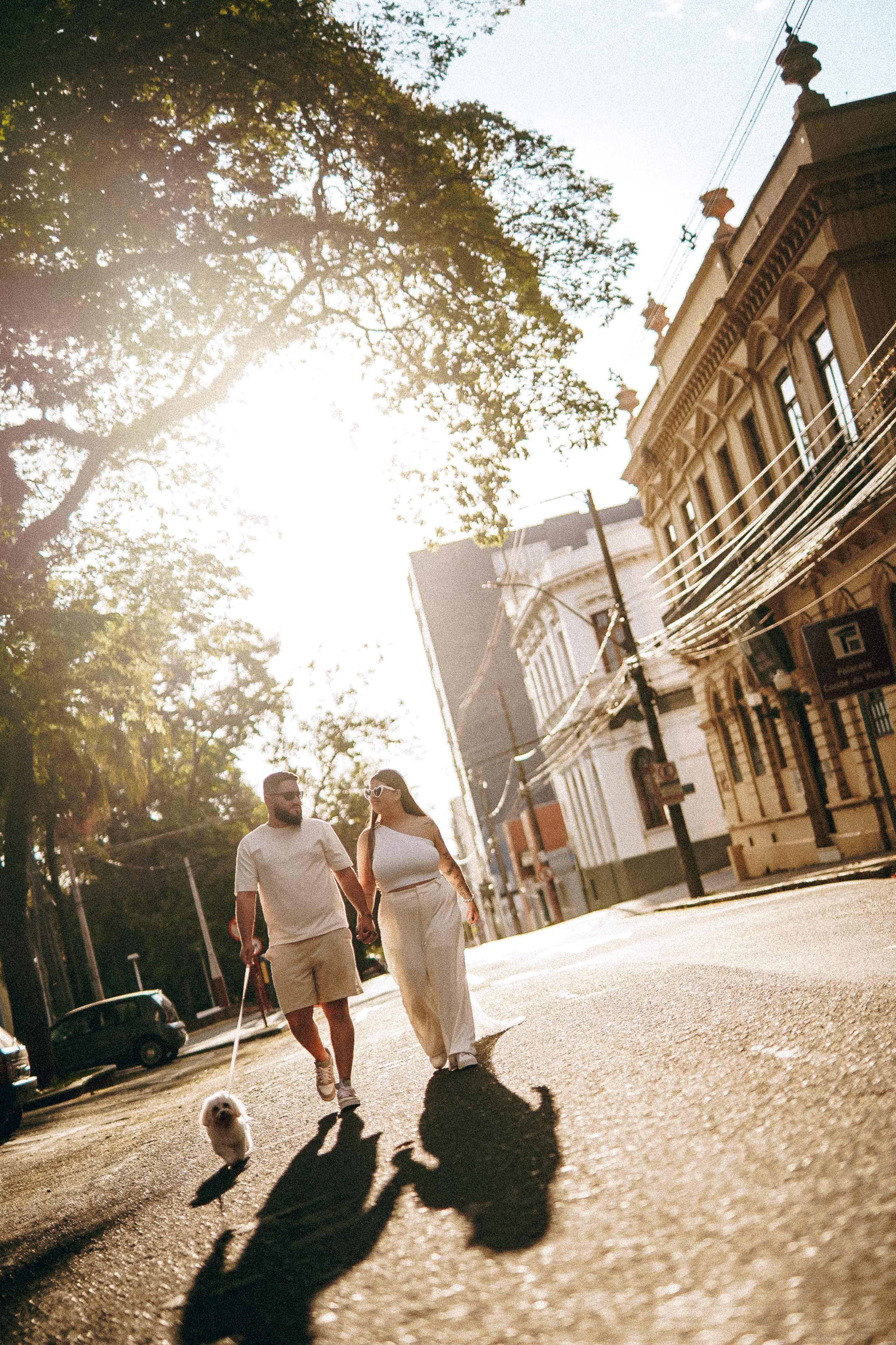 Pré Wedding — Laysla e Bruno (Urbano). Fotógrafo de casamento e Filmmaker de casamento
