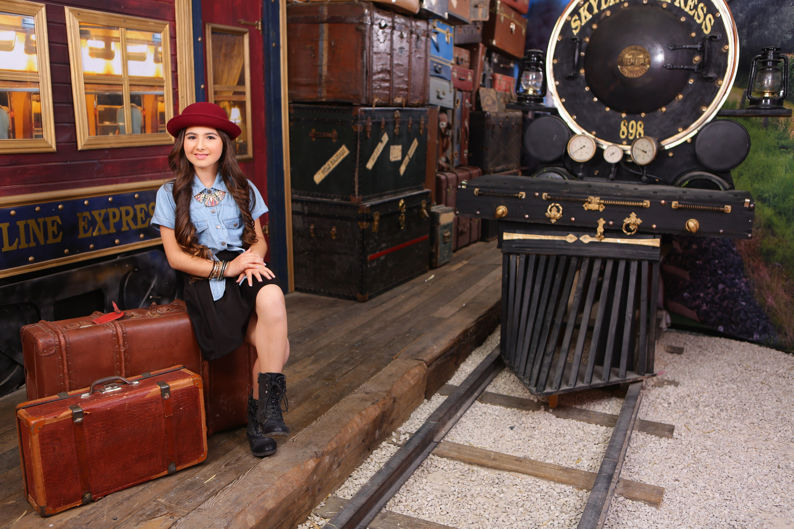 Bat Mitzva Liel. Wedding and events photographers Studio Shalom