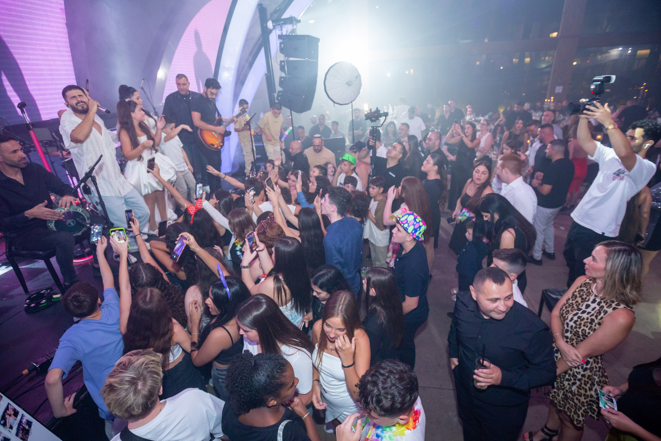 Bat Mitzvah Evelin. Wedding and events photographers Studio Shalom