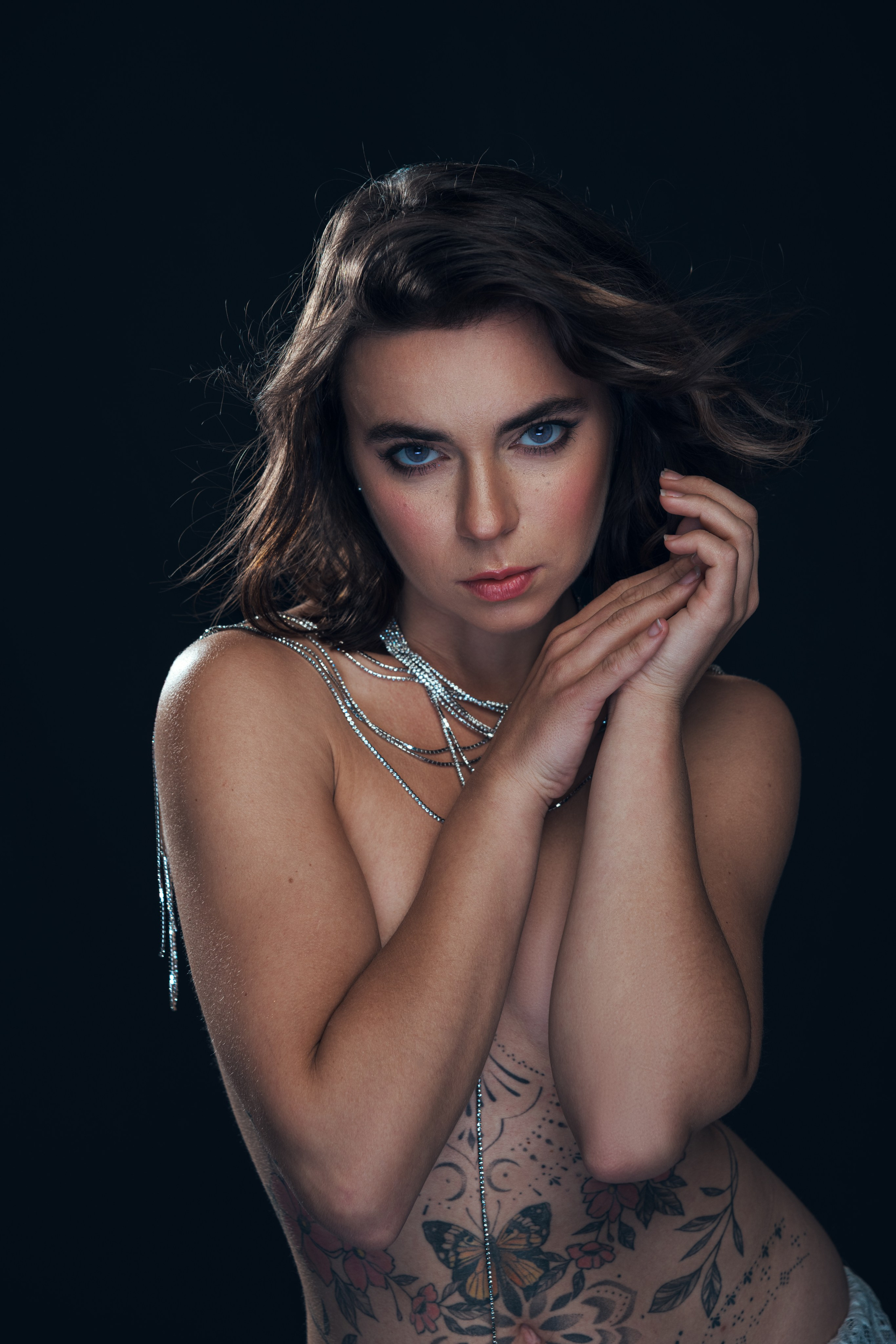 Konrad Fulara Fotografia kobieca i sensualna. Wrocław, Oleśnica i okolice. Sesje kobiece i sensualne - Konrad Fulara Fotografia