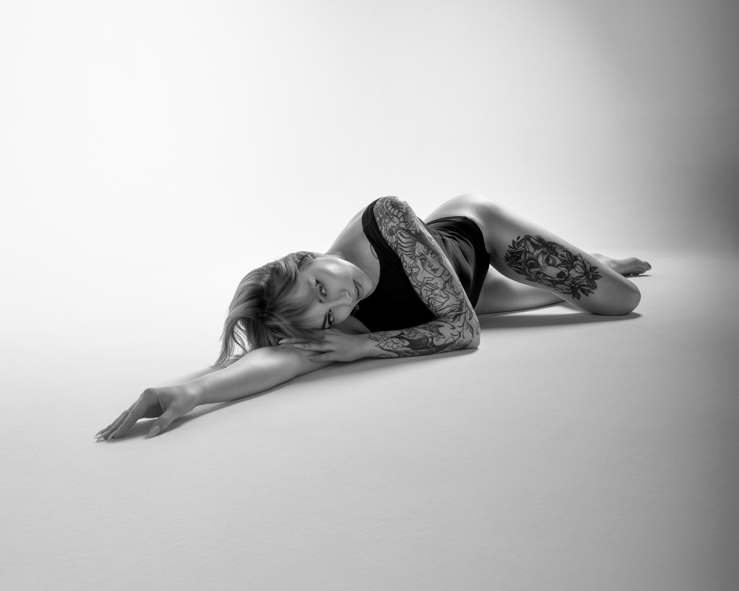 Konrad Fulara Fotografia kobieca i sensualna. Wrocław, Oleśnica i okolice. Sesje kobiece i sensualne - Konrad Fulara Fotografia