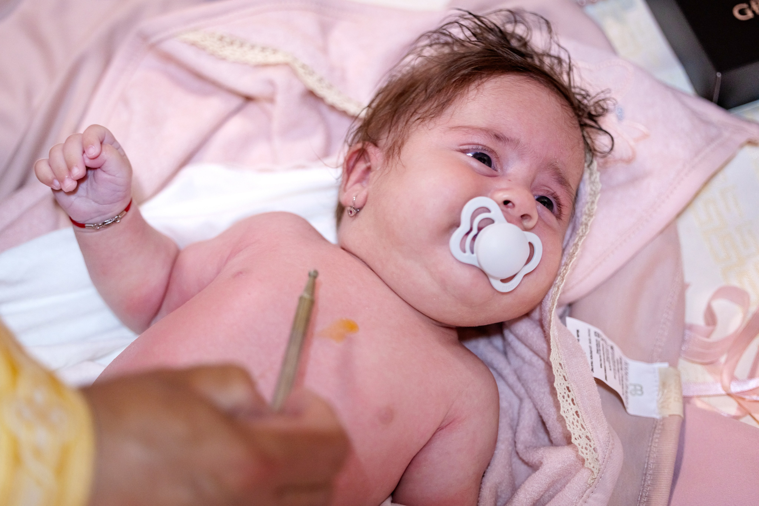 Iris Stefania. Moments By Gub