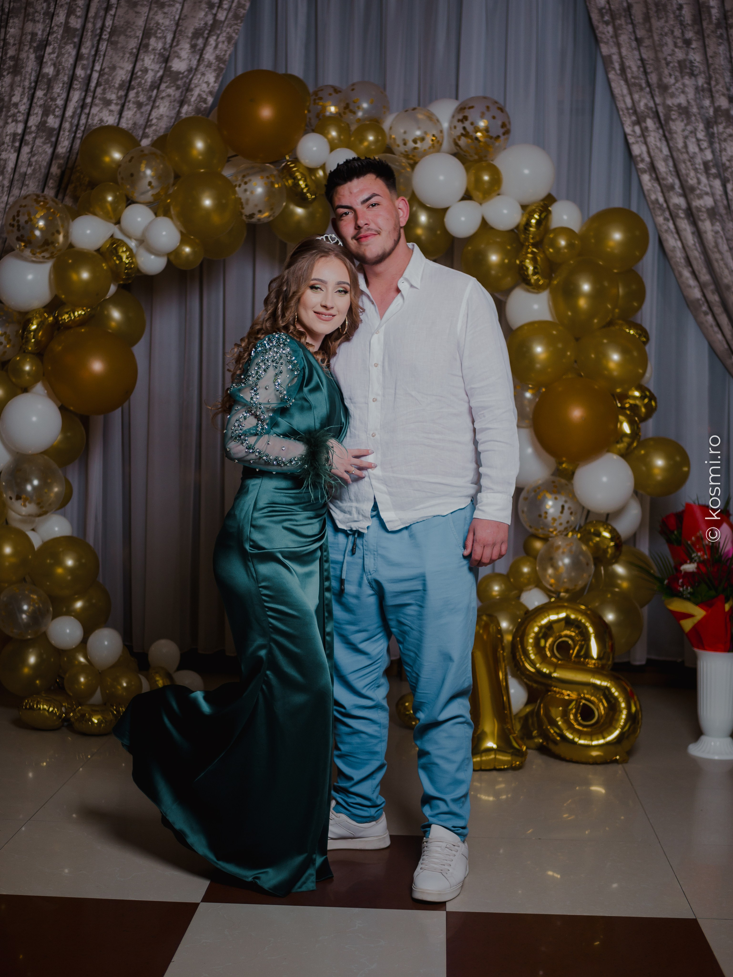 Majorat Andreea. Kosmi