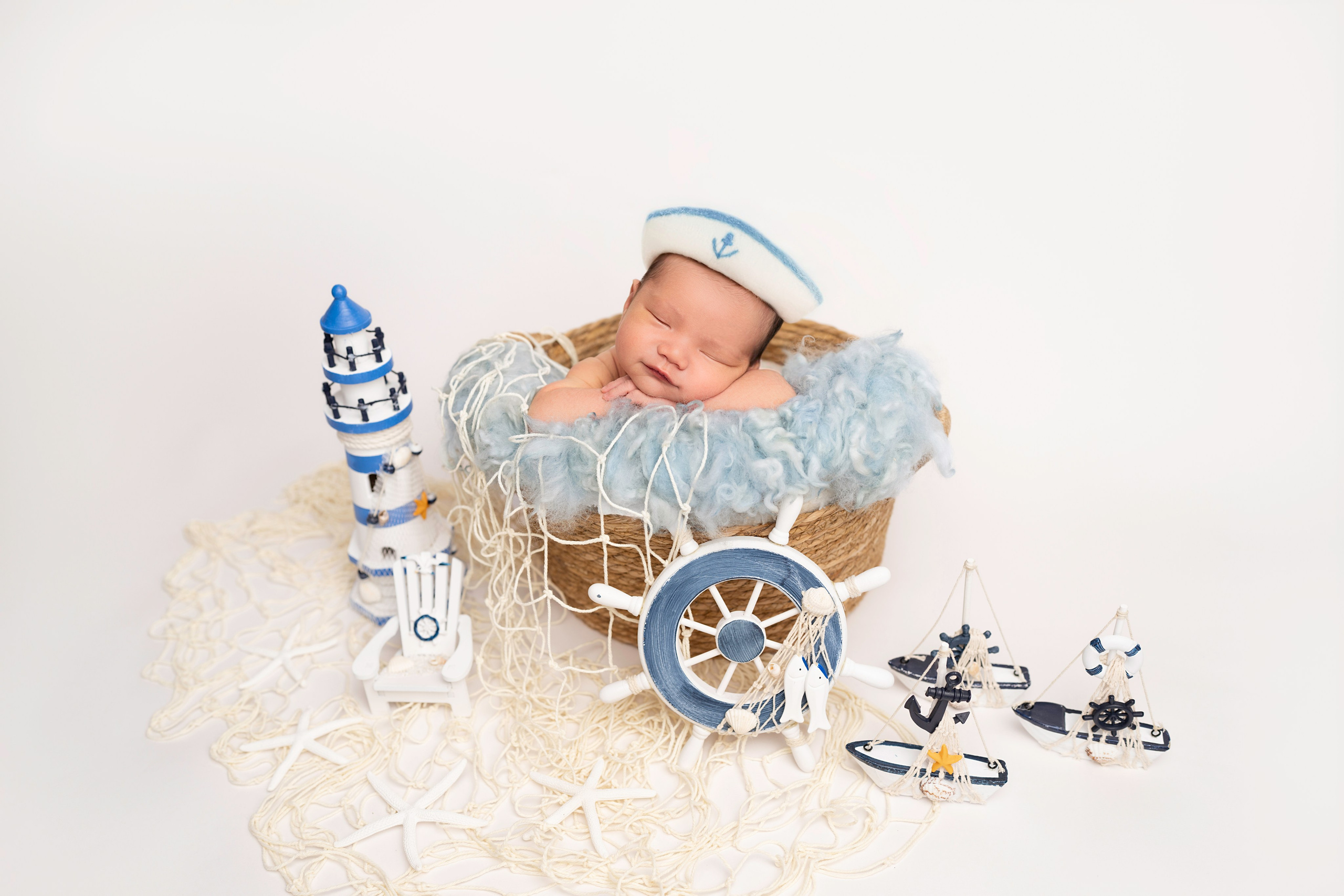 NEWBORN PHOTOGRAPHY. Newborn, Sitter and Cake Smash Photographer in Doha, Qatar