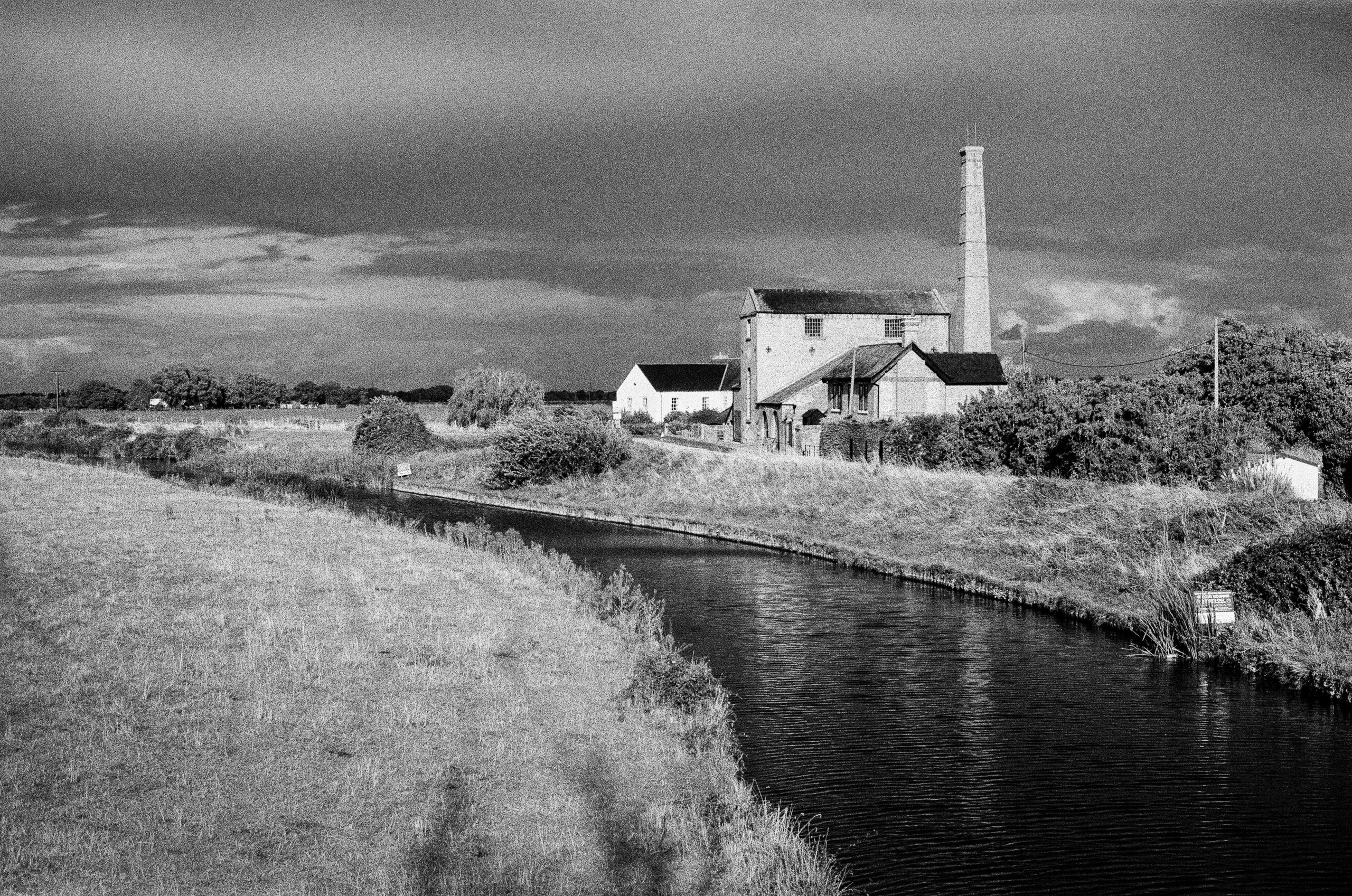 35mm vs Medium Format Film Photography: Olympus OM-2N and 120 Film. Hedley Wright Photography | East Anglia Sport, Street, Wildlife, Landscape & Astrophotography