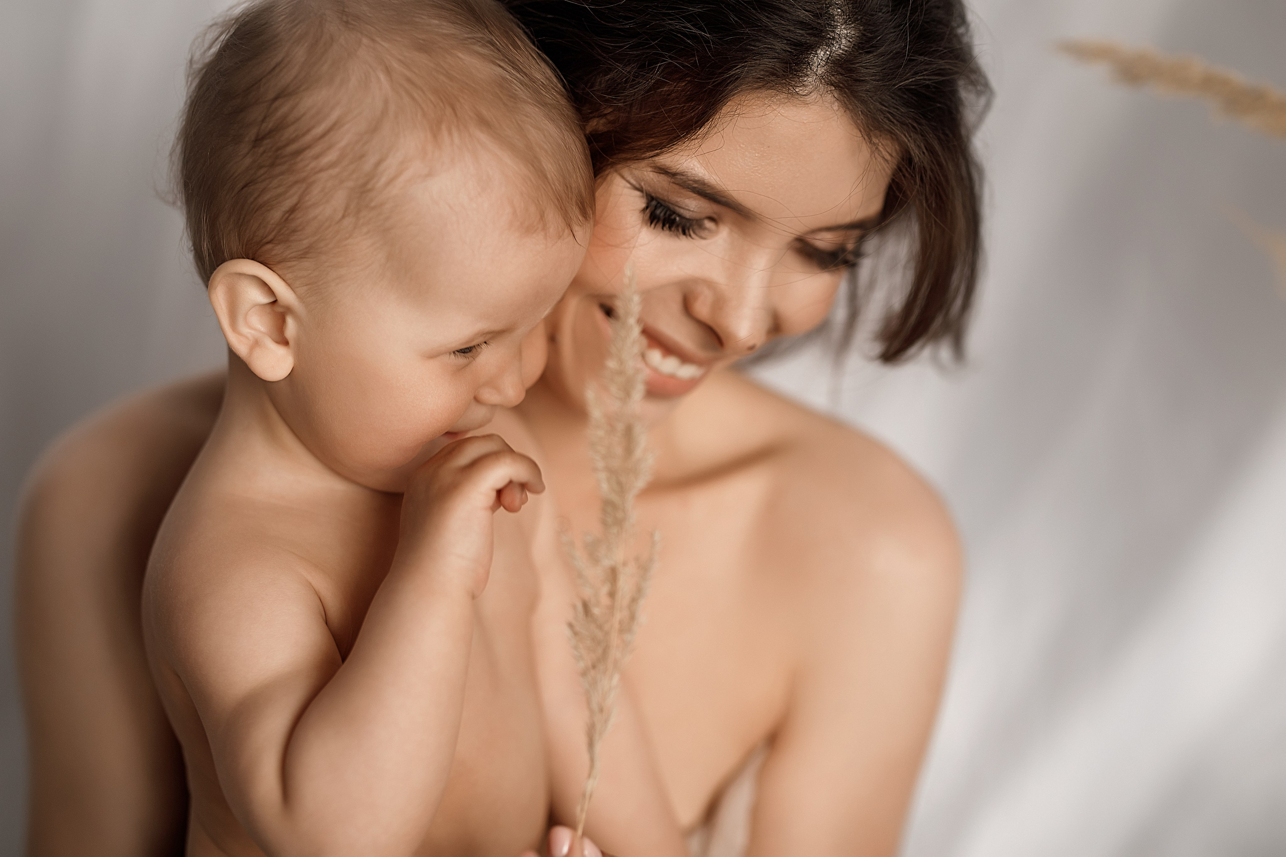 Portafolio de Fotografía Mamá y Yo – Natasha Reev. Natasha Reev Fotógrafa de maternidad en Los Ángeles