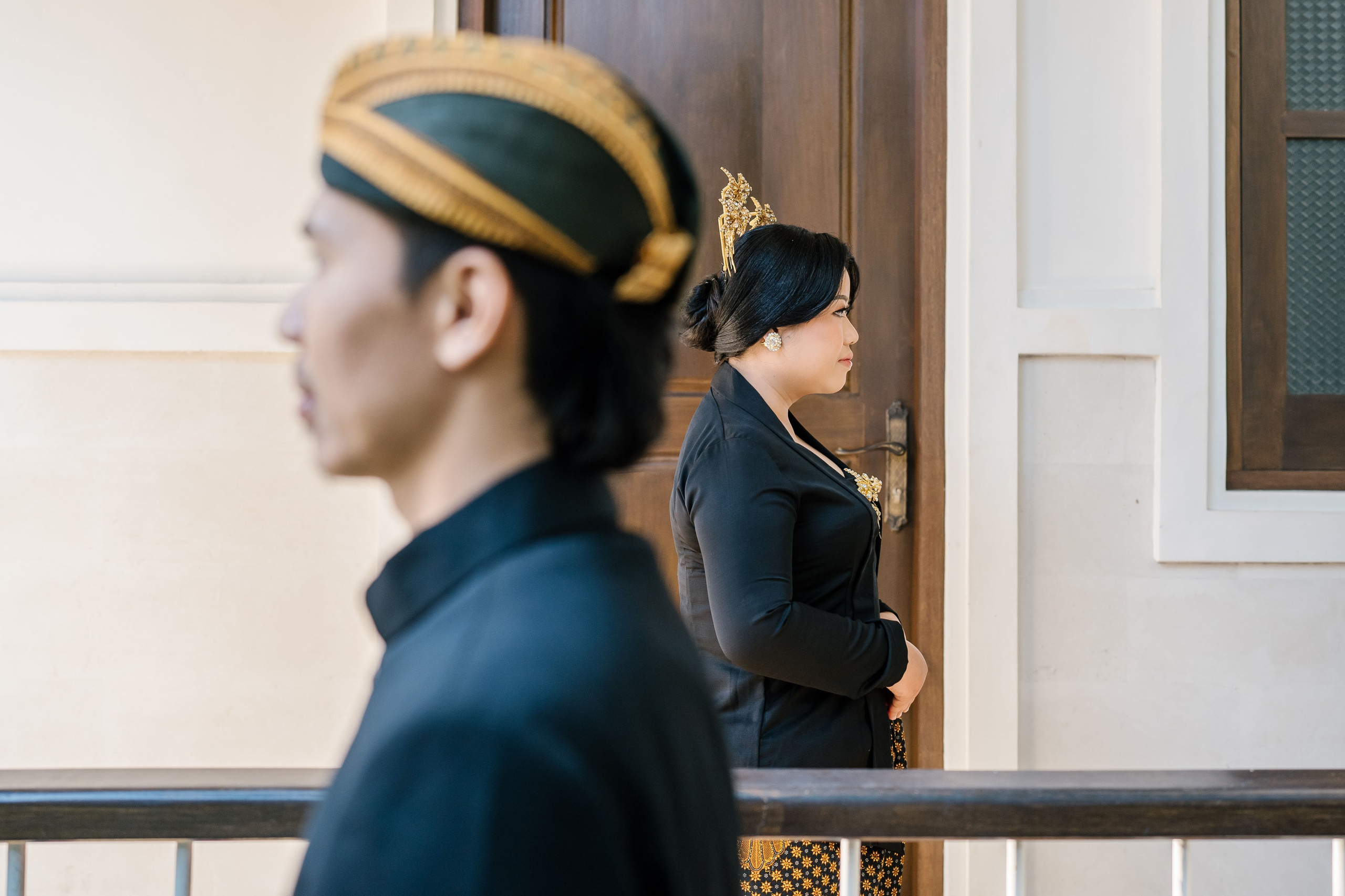 Prewedding Photo Shoot with Javanese style. Female Photographer in Bali