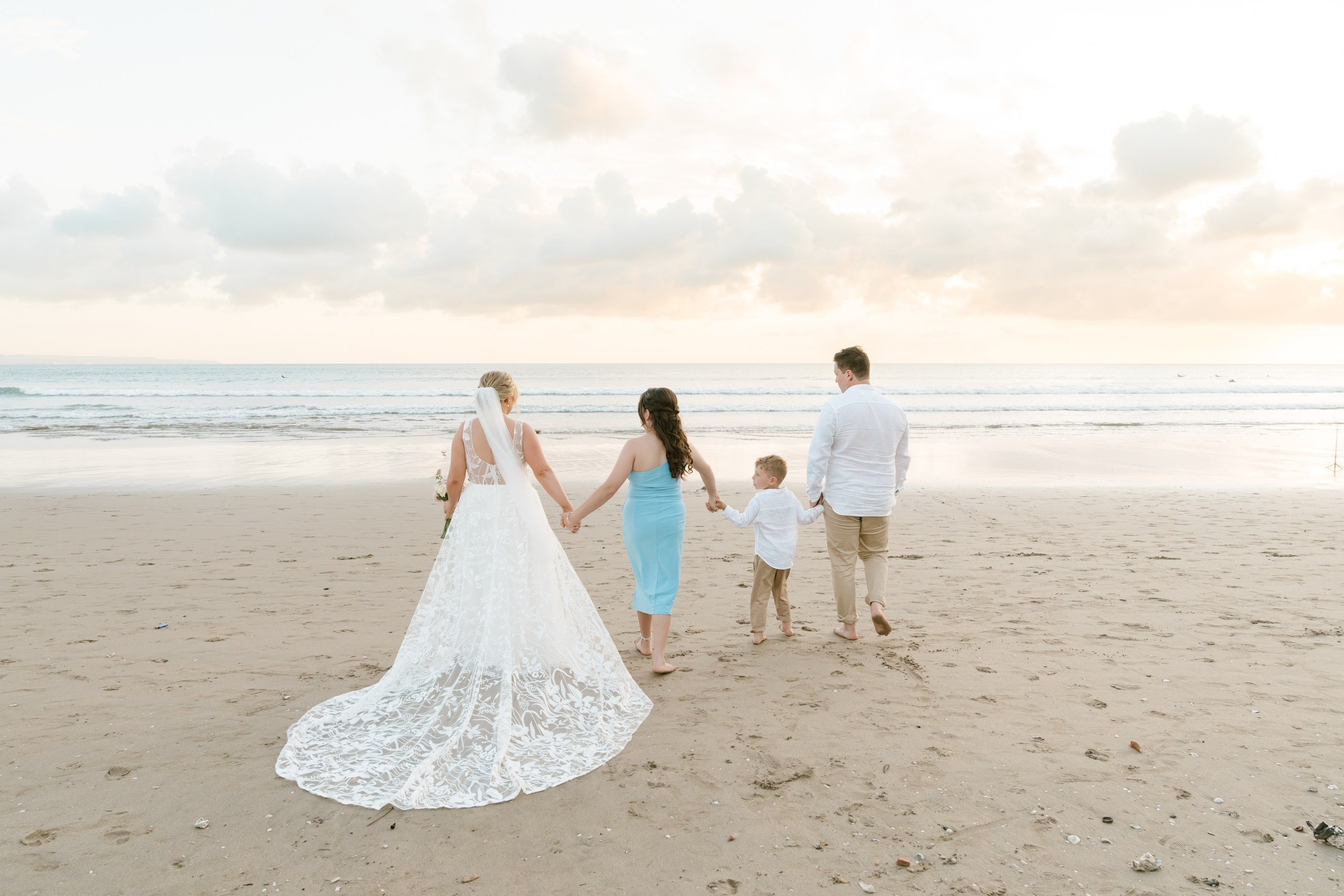 Ethan & Alyshia. Female Photographer in Bali