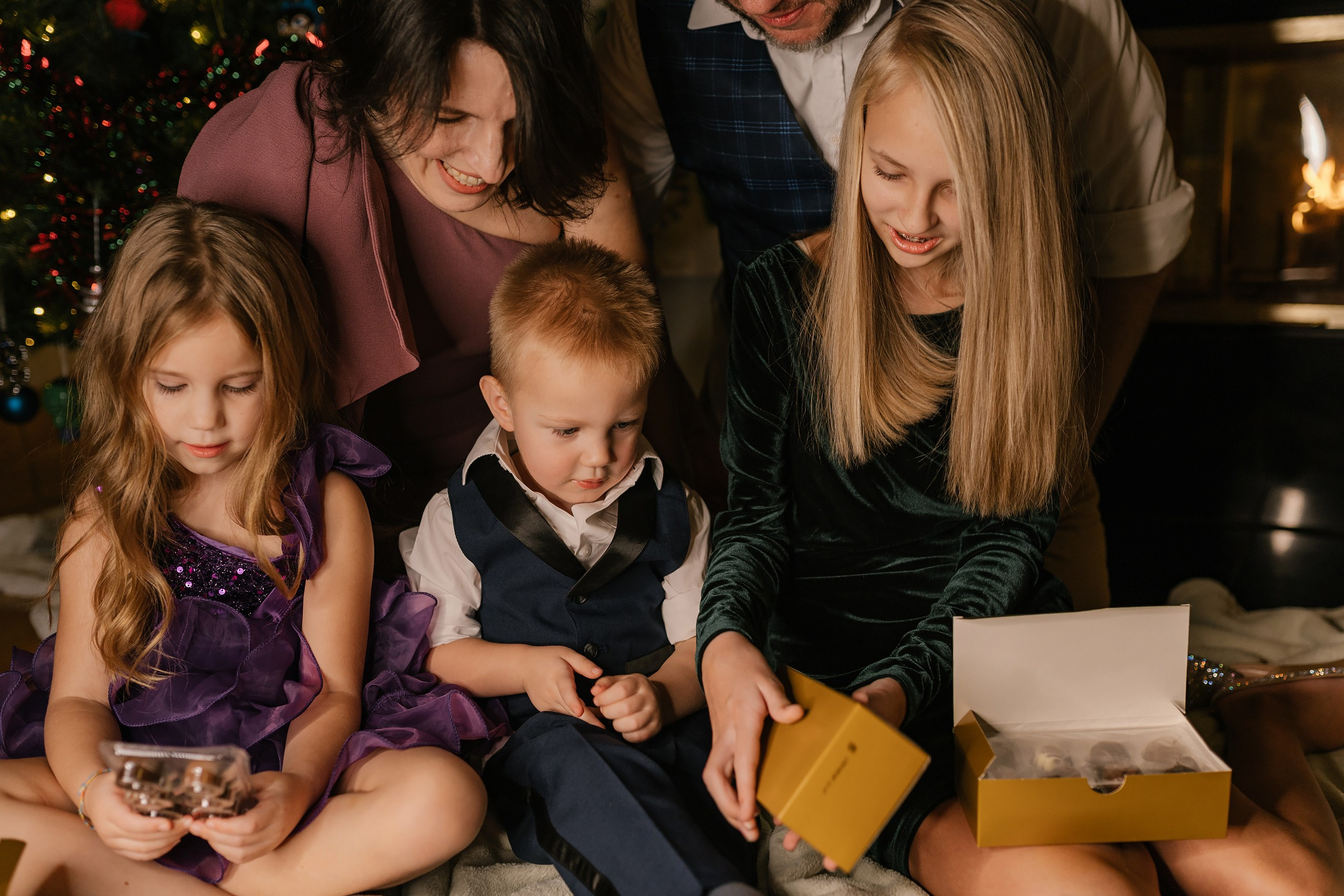 12.07.2025 Christmas Photoshoot. Wedding family event photographer in Chicago Nick Yushevich