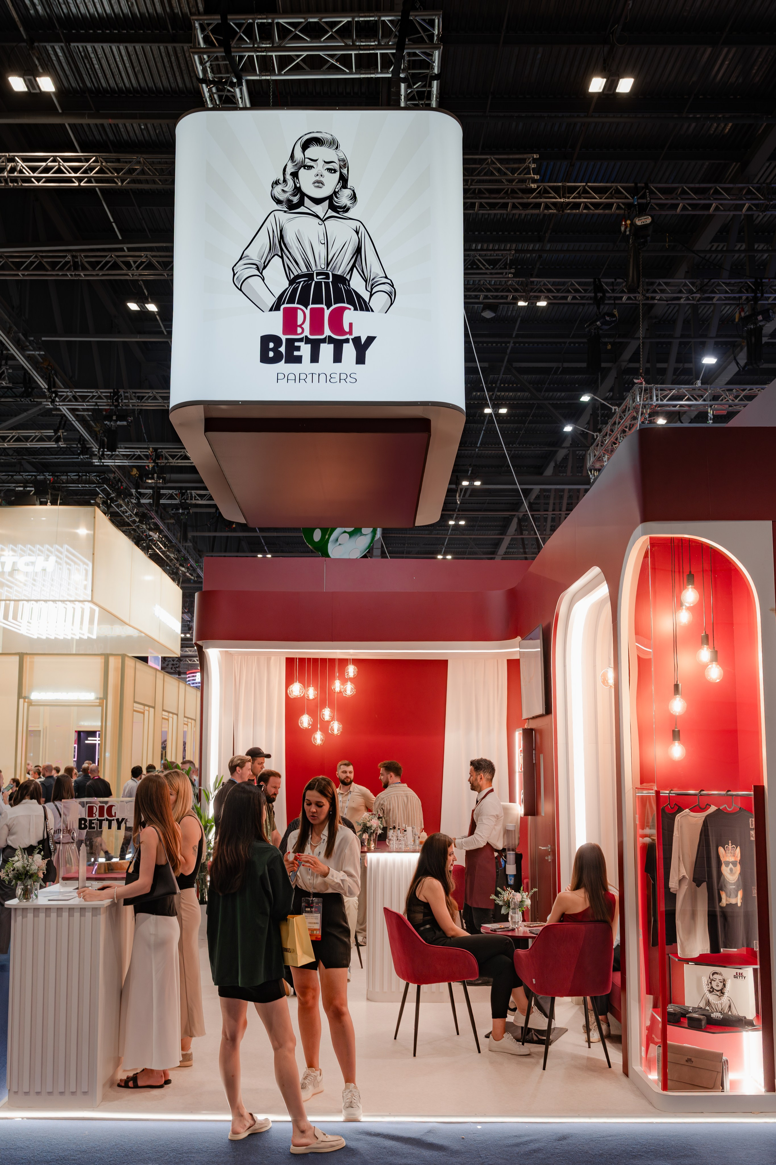 Big Betty. Tonya Kyrylenko photographer in London