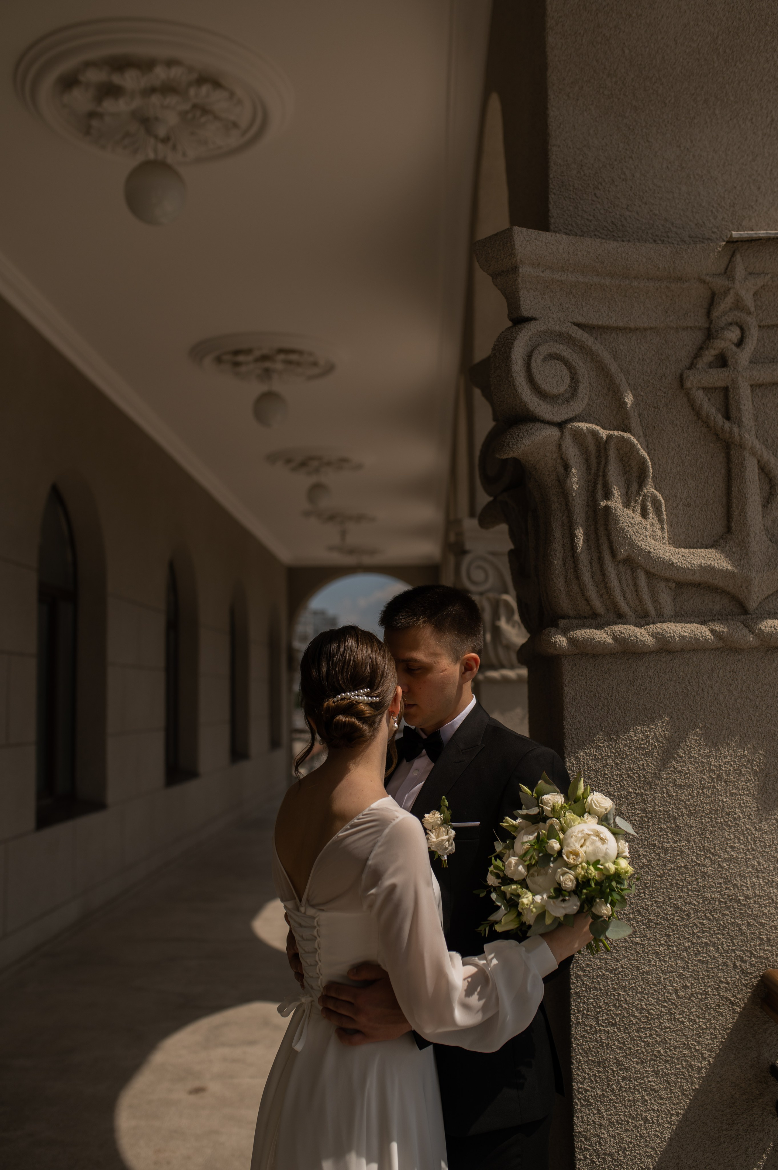 Smile. Wedding and commercial photographer