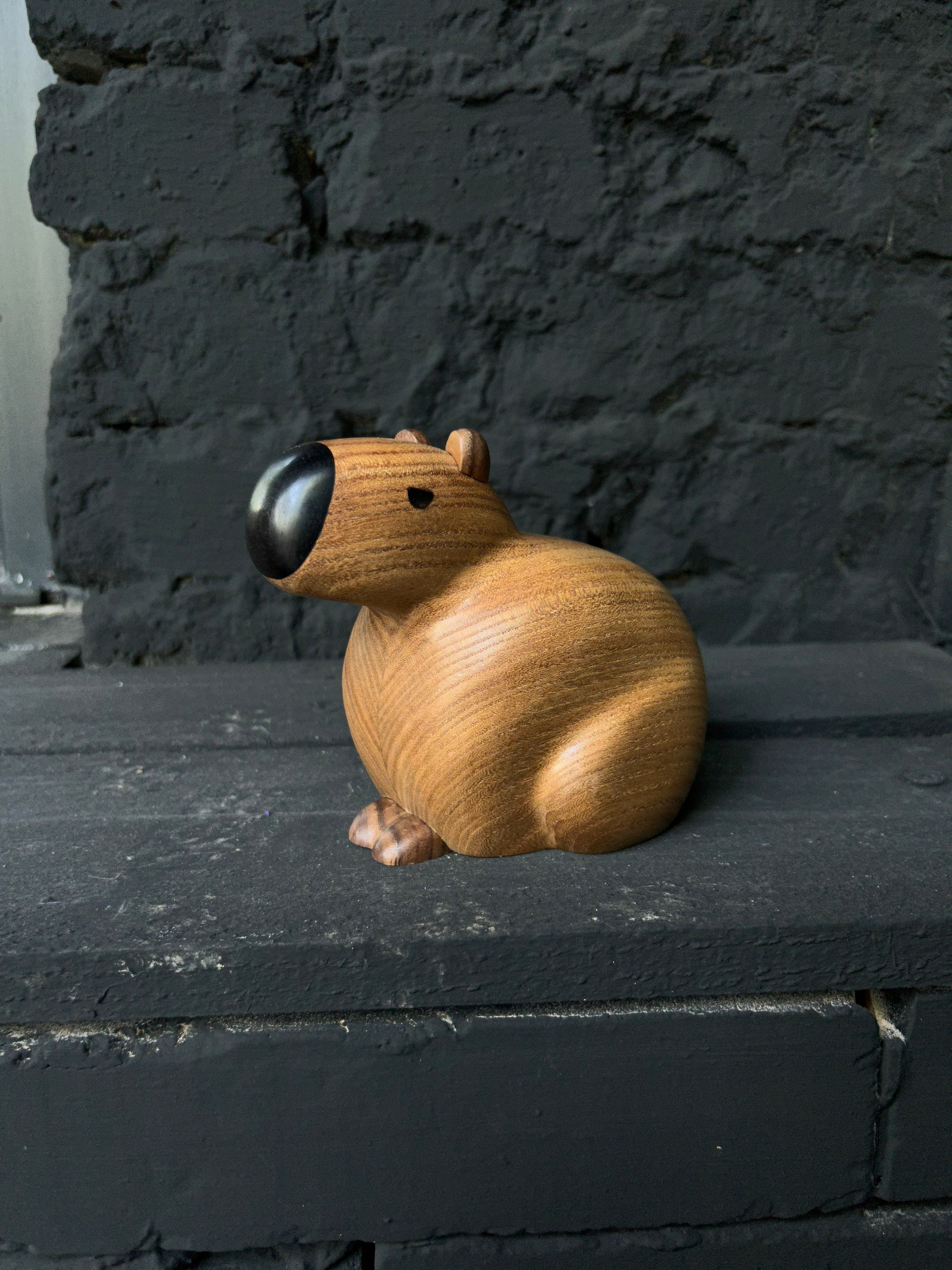 Капибара. Резьба по дереву. Уникальные декоративные скульптуры для интерьера