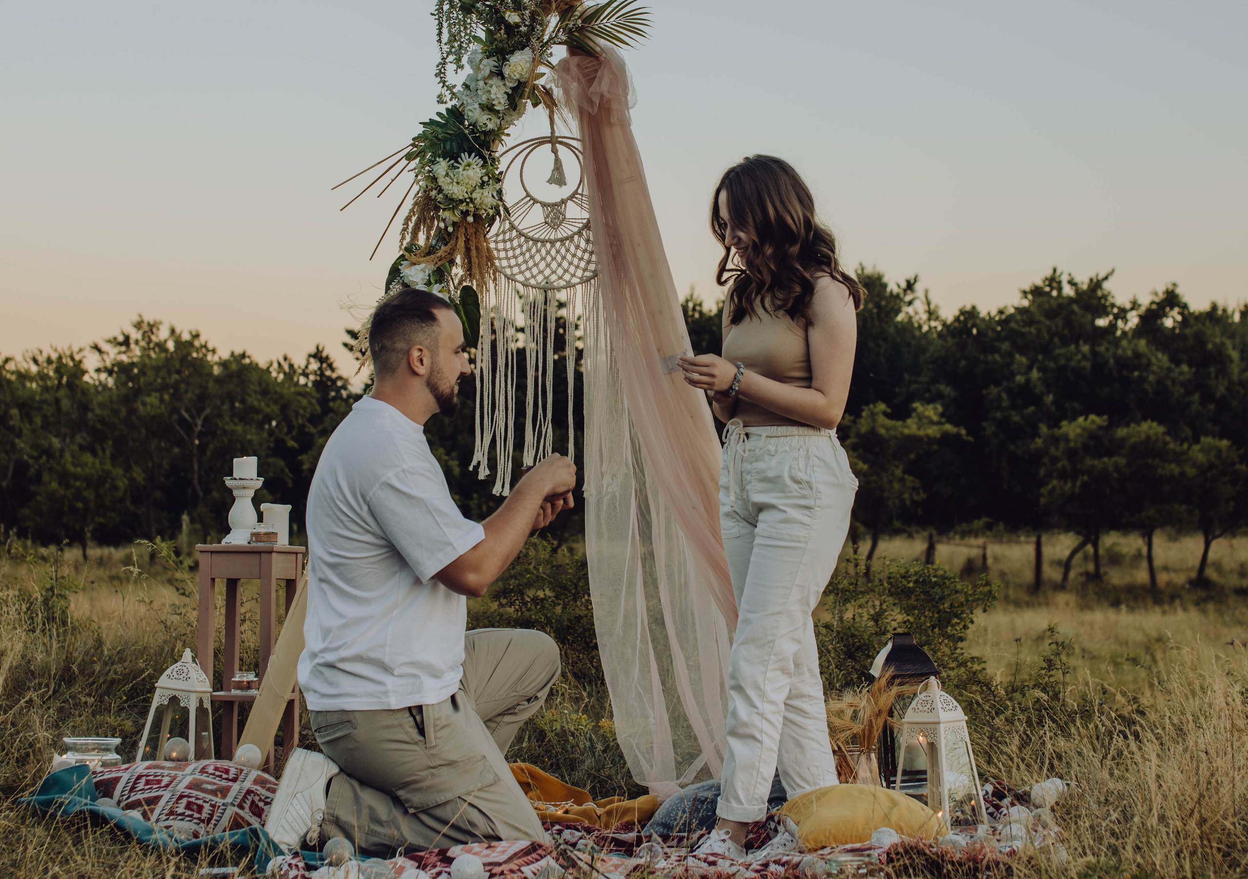 Gabi & Theoni. Wedding & couple photographer from Romania Rut Vetan