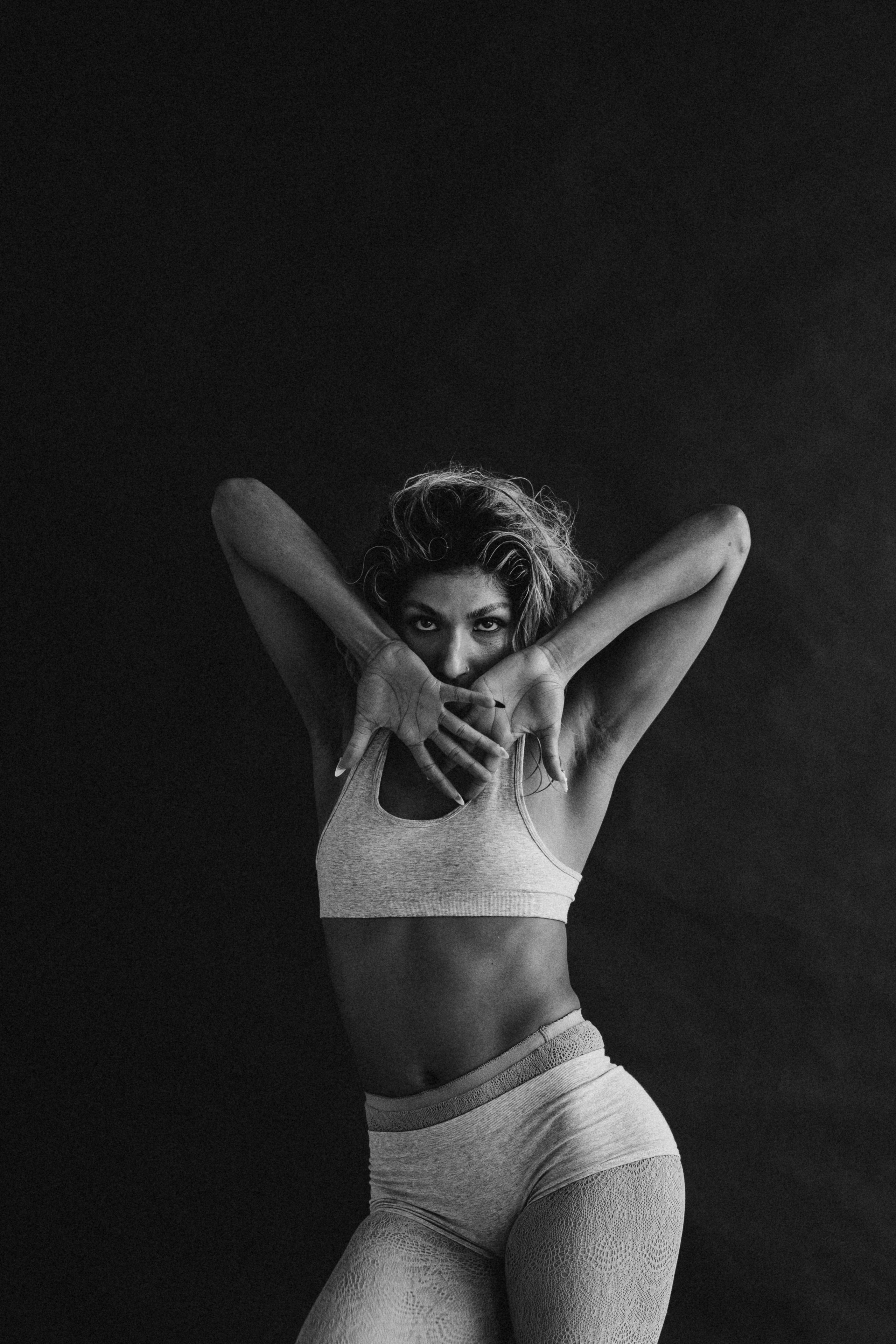 DANCERS. Victoria Olonen – Cinematic Portrait Artist | Helsinki & Europe