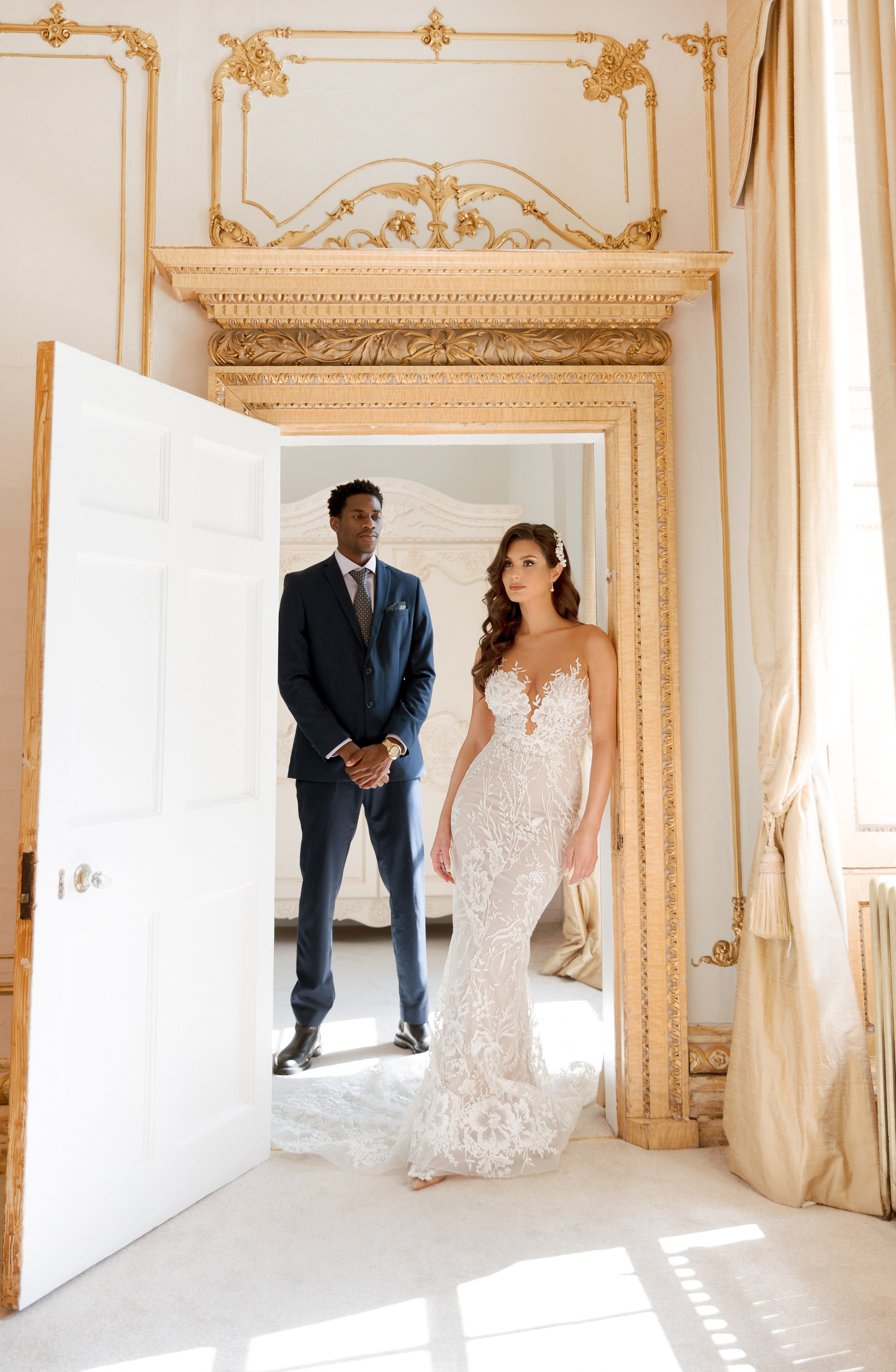 Regal Romance | Editorial Photoshoot at Gosfield Hall, London Estat. YES I DO PRODUCTION — Wedding photography&videography