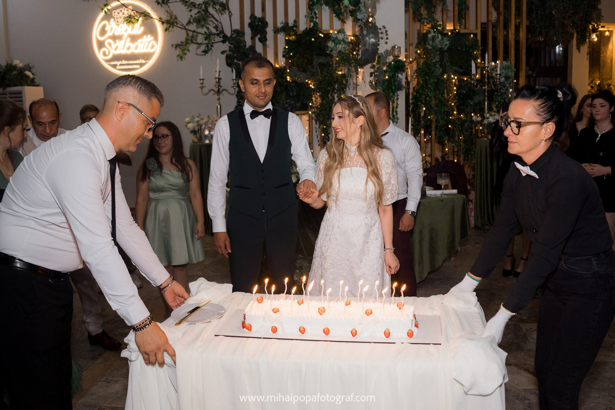 Sarah&Mehdi. Fotograf Nuntă, Botez și Cununie Civilă în București - Mihai Popa