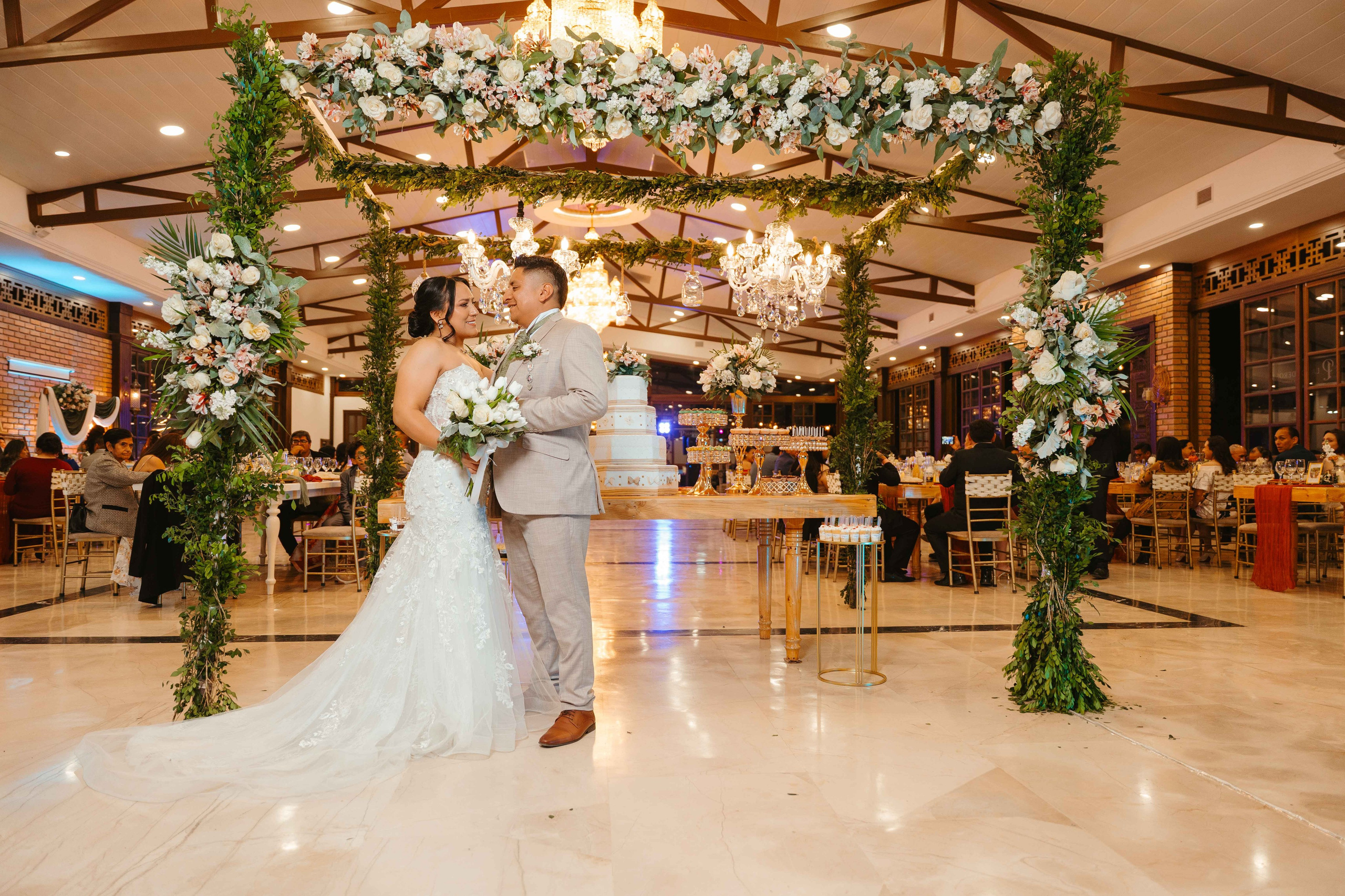 Karol y Jairon. Fotógrafo de bodas en Loja Ecuador | Piero Alvarez PH