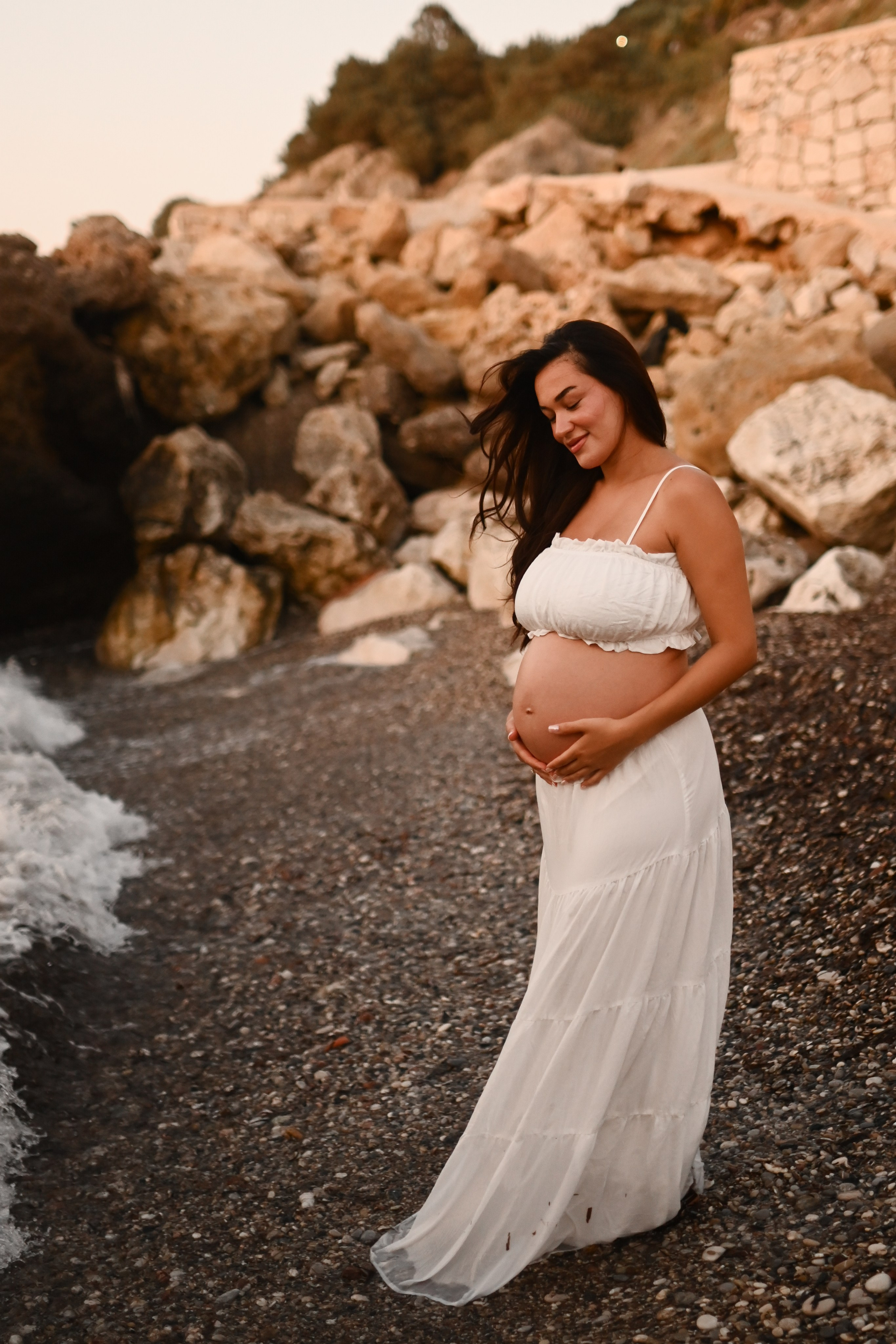 Maternity Photoshoot in Rhodes. Photographer in Rhodes Island