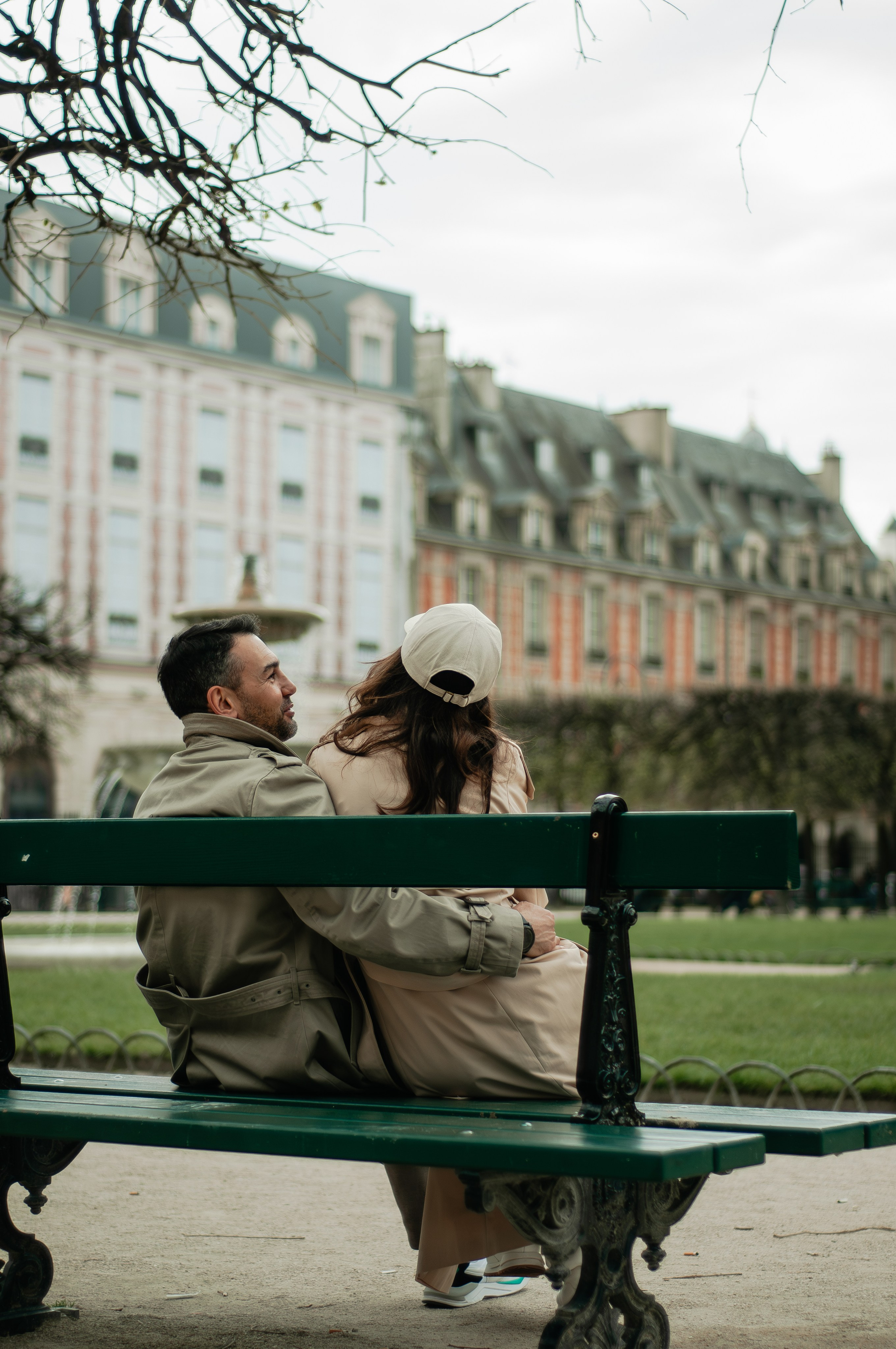 Street couple photoshoot. Paris photographer — Polina Osipova