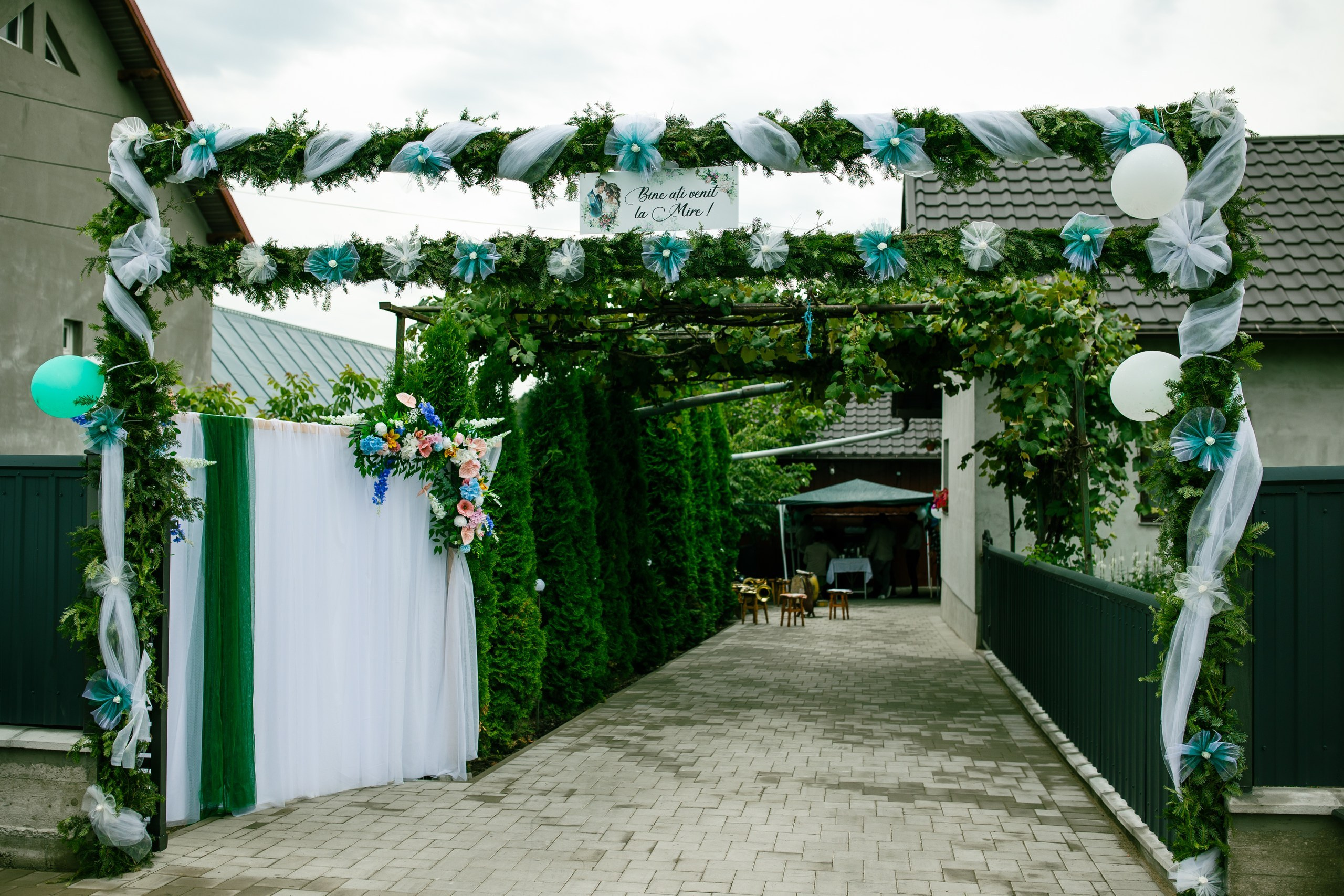 * fotograf stare civilă Siret* fotograf Bucovina* fotograf nuntă Suceava* fotograf Iași Botoșani* stare civilă tradițională* ie românească nuntă* AlinoFotoStudio* fotograf Andrei și Andreea- Alin Chirilă fotograf – stare civilă Siret, Suceava, Andrei și Andreea în ie tradițională, poveste spusă prin fotografiefotograf stare civilă Siret Suceava Alin Chirilă – miri îmbrăcați în costum tradițional bucovineanAlin Chirilă fotograf nuntă Siret Suceava – stare civilă autentică în Bucovina, emoții realefotograf Siret Suceava Alin Chirilă – Andrei și Andreea la starea civilă în ie tradiționalăstare civilă Siret fotograf Alin Chirilă – cadre naturale cu miri în costum popular din Bucovinafotograf nuntă Siret Suceava Alin Chirilă – povestitor prin fotografie, moment emoționant la starea civilăAlin Chirilă fotograf stare civilă Siret – iubire autentică surprinsă în stil documentarfotograf Bucovina Siret Alin Chirilă – stare civilă în ie tradițională, cadre pline de emoțieAlin Chirilă fotograf Suceava – Andrei și Andreea spun DA la starea civilă în Siretfotograf stare civilă Suceava Siret Alin Chirilă – poveste de iubire în stil tradițional românesc - Alin Chirilă fotograf profesionist, AlinoFotoStudio, fotograf evenimente Siret, Suceava County, Iași, Bacău County, Botoșani, Neamț County, fotograf nunți, botezuri, cununii civile, portrete și momente autentice surprinse elegant.- Alin Chirilă surprinde momente elegante de nuntă și evenimente speciale prin AlinoFotoStudio, fotograf disponibil în Siret, Suceava County, Iași, Bacău County, Botoșani și Neamț County, specializat în nunți, botezuri și cununii civile. - Alin Chirilă fotograf profesionist, AlinoFotoStudio, fotograf nuntă și evenimente în Siret, Suceava, Iași, Bacău, Botoșani și Piatra Neamț, fotograf nunți, botezuri, cununie civilă, ședințe foto, trash the dress, logodnă, familie, portrete și fotografii autentice. - AlinoFotoStudio by Alin Chirilă, fotograf evenimente premium în Suceava County, Iași County, Bacău County, Botoșani County și Neamț County, fotograf de familie, fotograf ceremonii religioase, petreceri și momente emoționante. - Alin Chirilă fotograf, povestitor prin fotografie, servicii foto profesionale pentru mireasă, mire, pregătiri nuntă, biserică, restaurant, valsul mirilor, tradiții românești și amintiri de neuitat în Moldova.