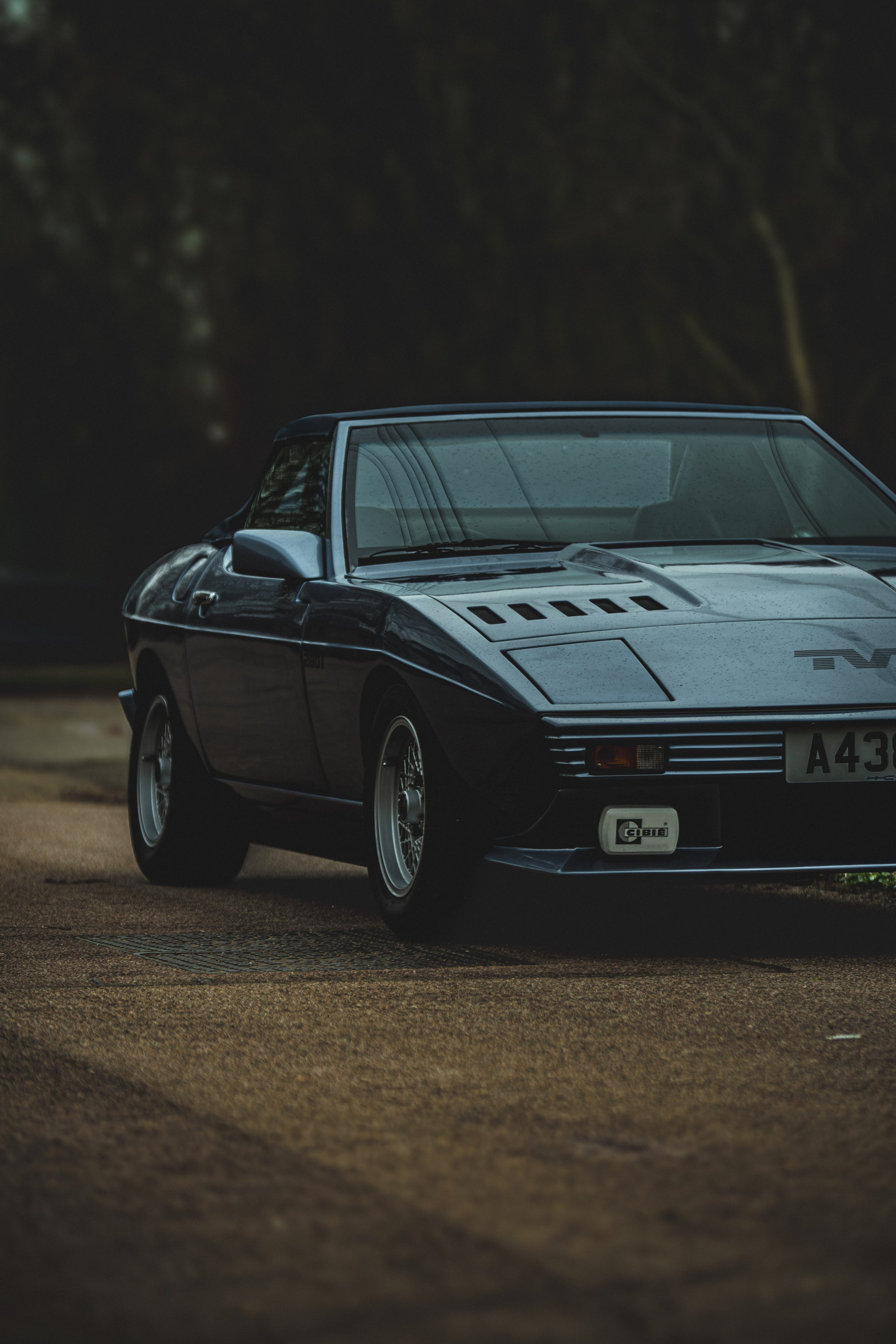 Business & Fashion. Main