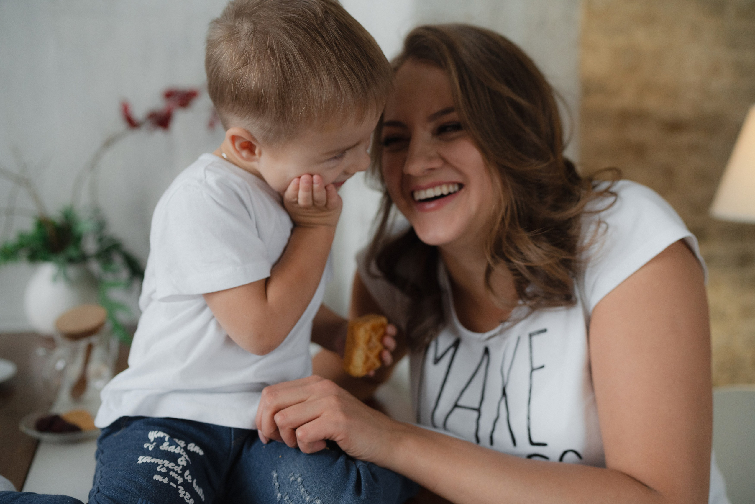 Фотосессия для семьи в студии Дананг. Фотограф в Дананге, Вьетнам. Эстетика и лайфстайл