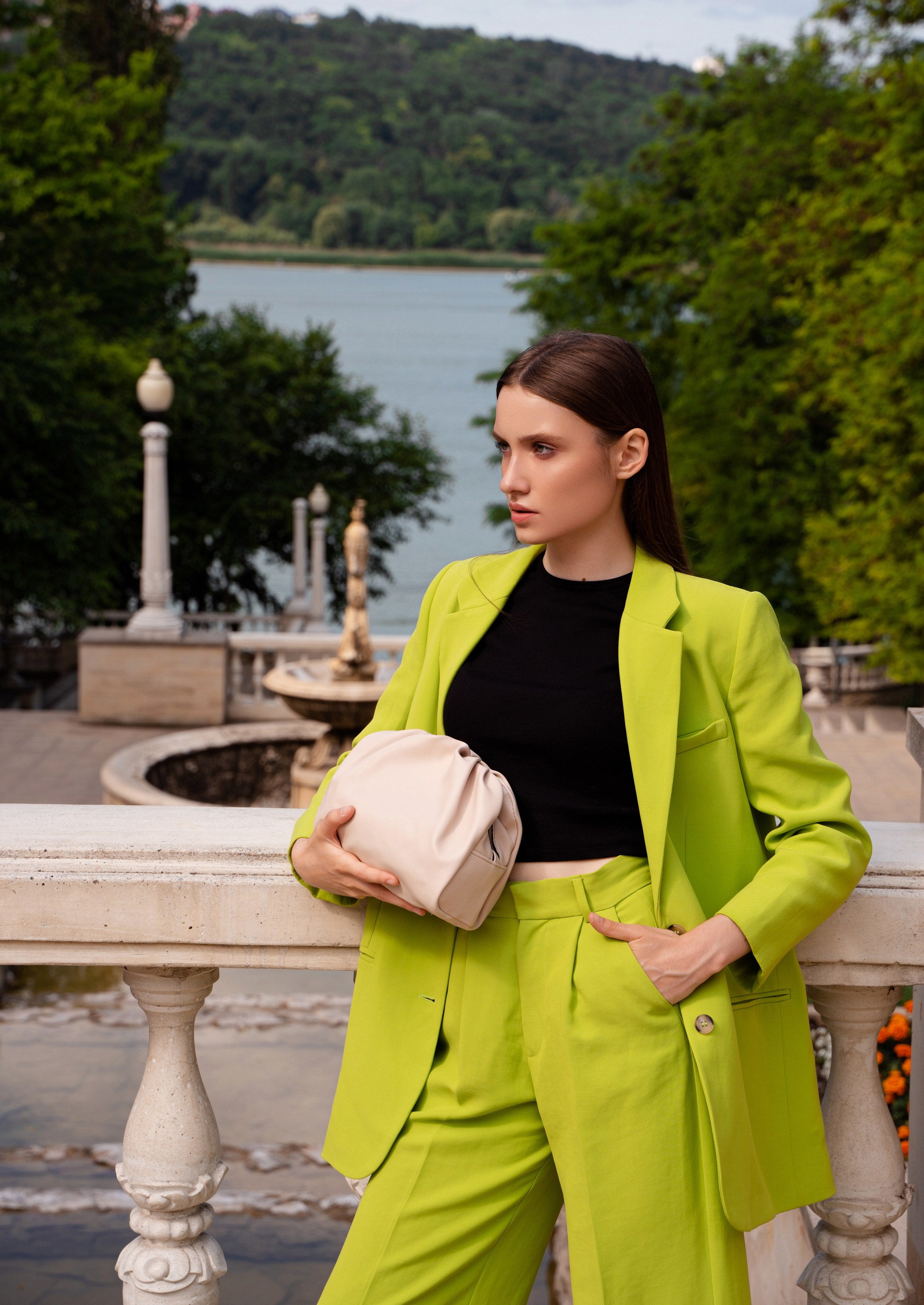 Monreve. Привет