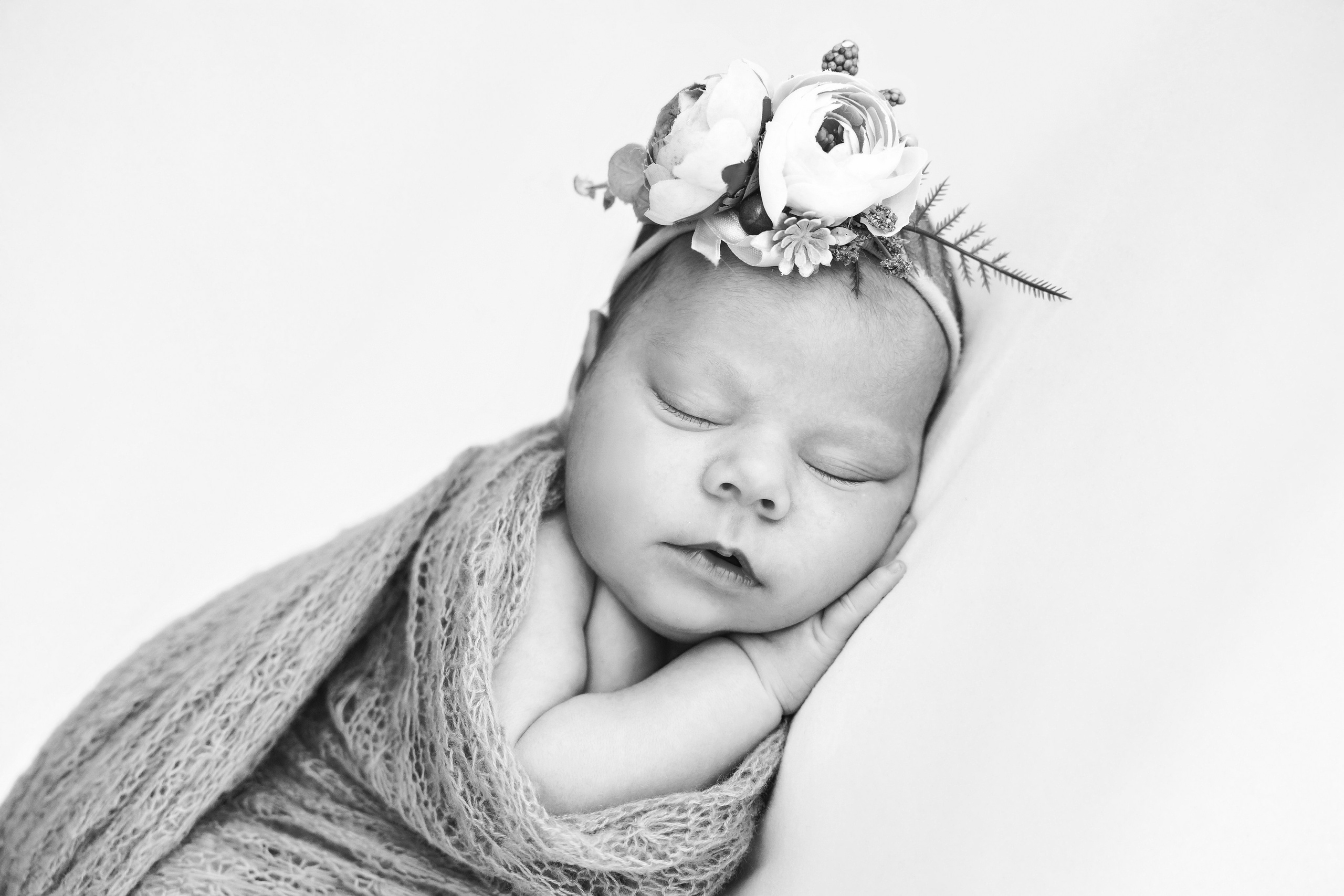 Фотосесия за новородени в студио. Фотограф Ирина Йотова