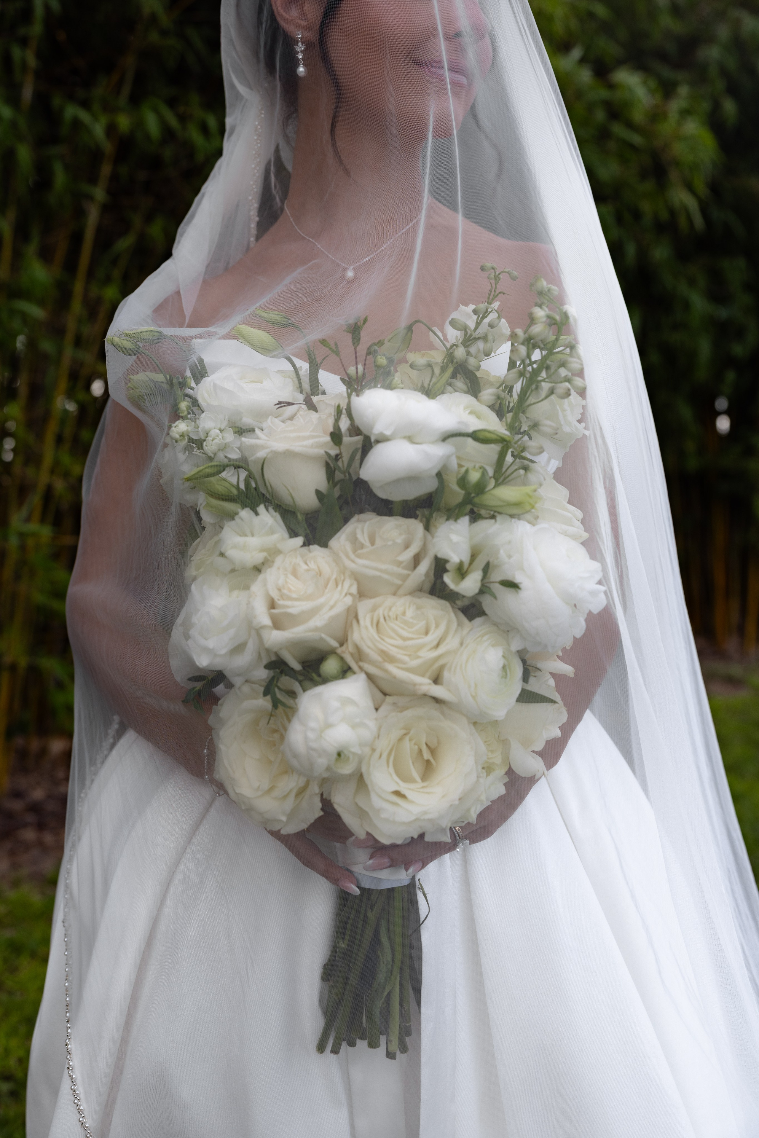 Alexsa and Robert. Ever After Farm Peach. Photographer Anastasia Nagibina