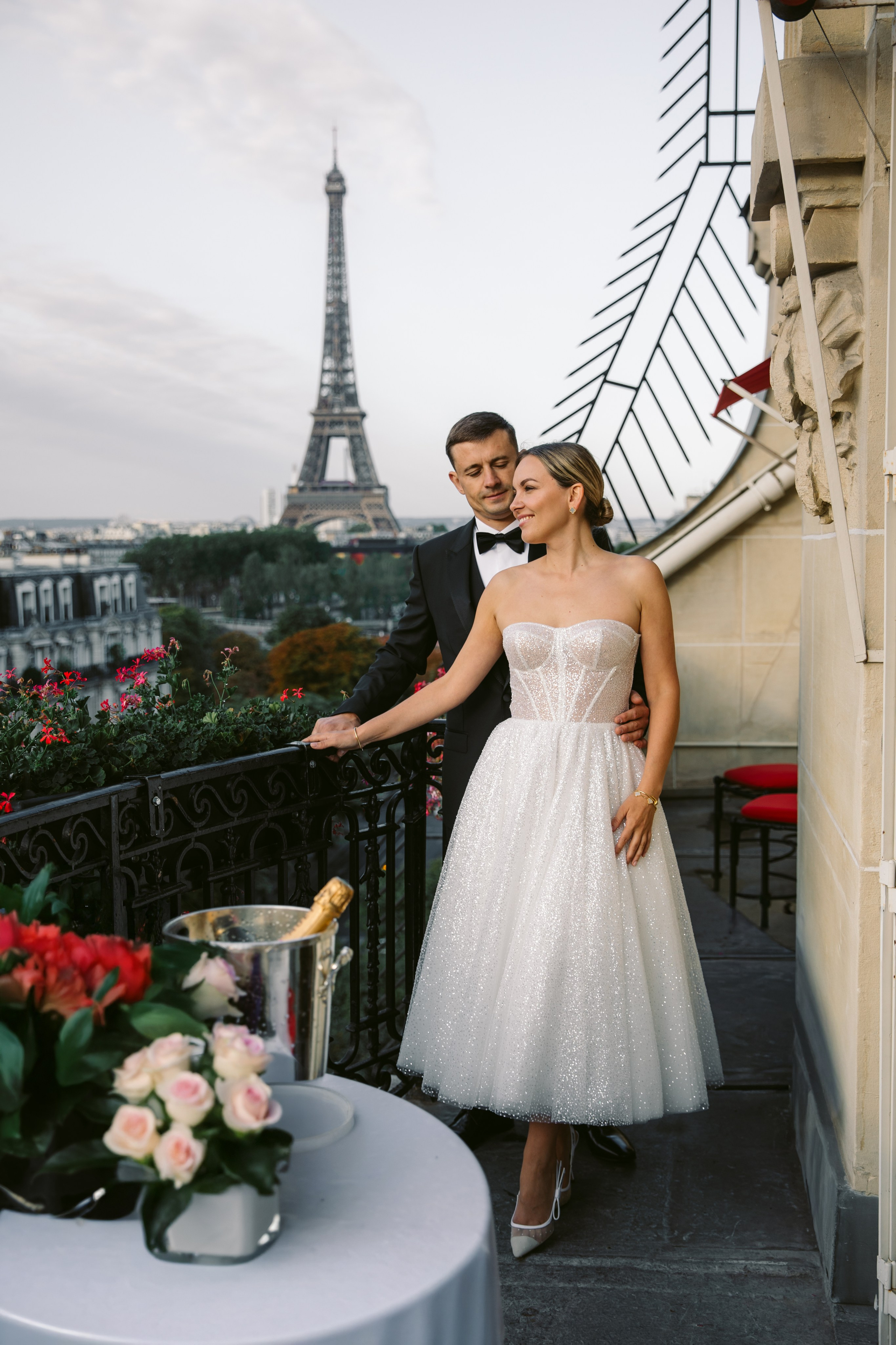 Plaza Athénée Wedding in Paris | Luxury Paris Wedding Photographer. Paris Wedding Photographer