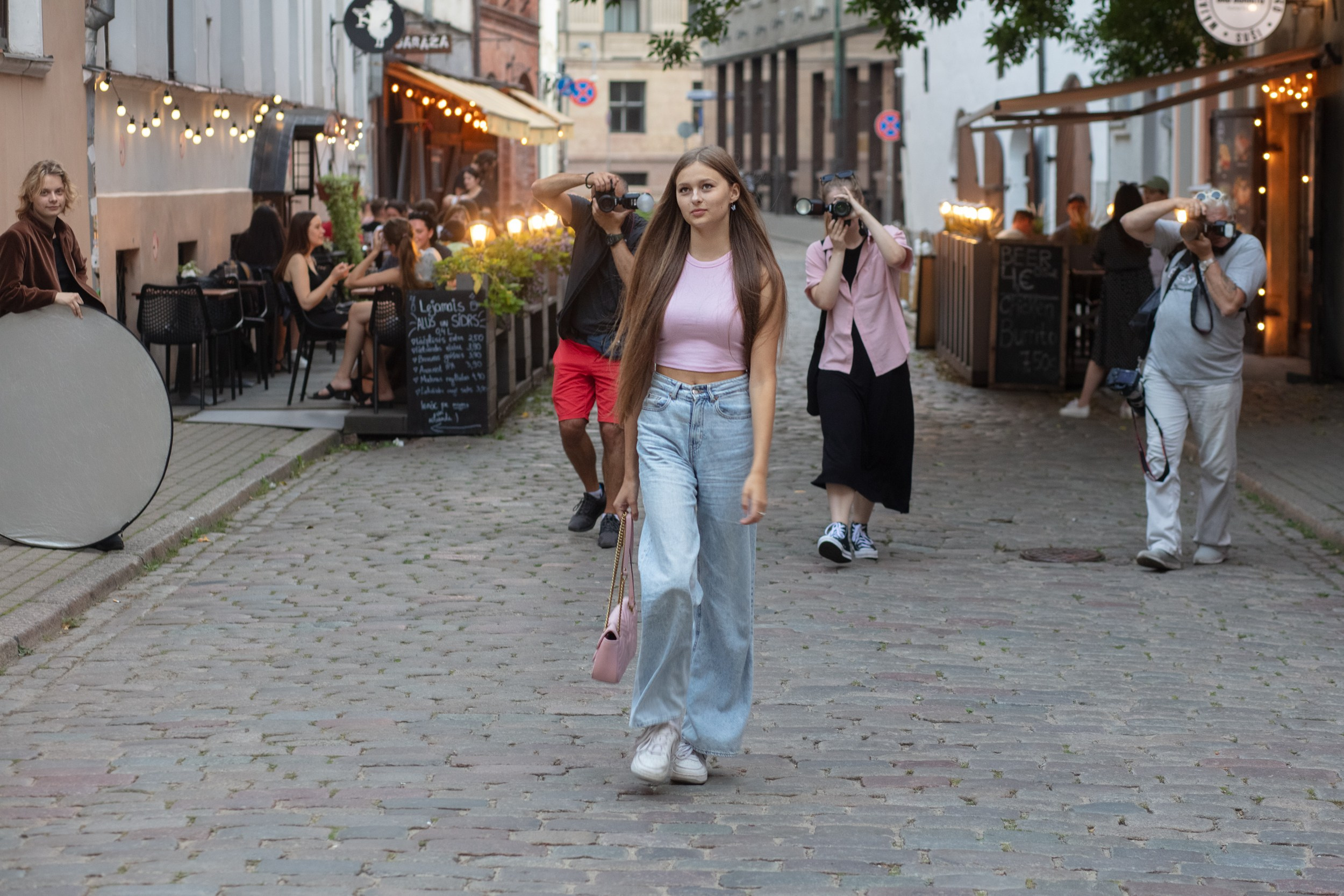 GALERIJA. Fotokursi fotostudijā Rīgā. Profesionāls fotogrāfs Aivars Tipsis