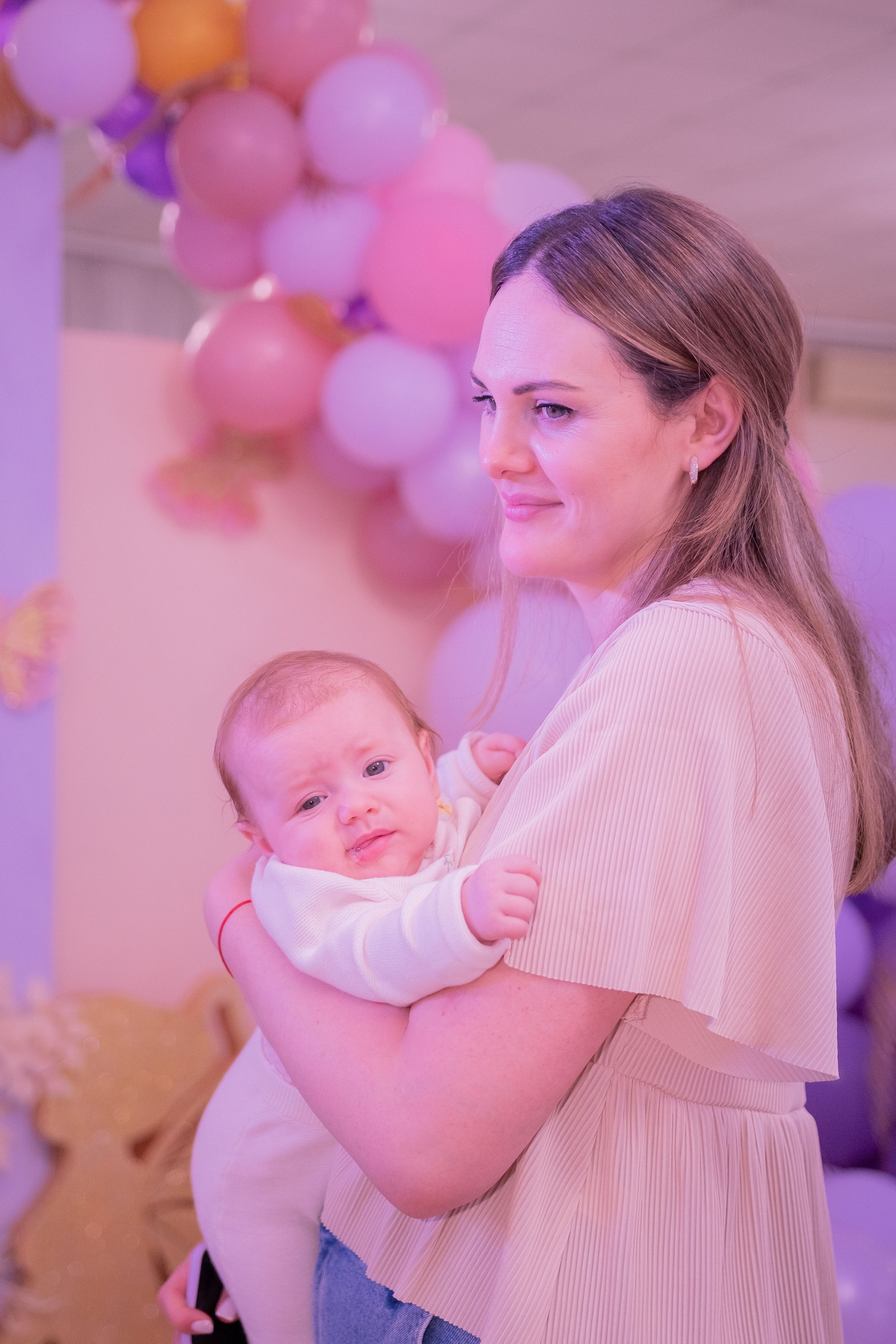 Servicii foto și video la botez și cumetrie Chișinău, Orhei, Hîncești,. V Studio