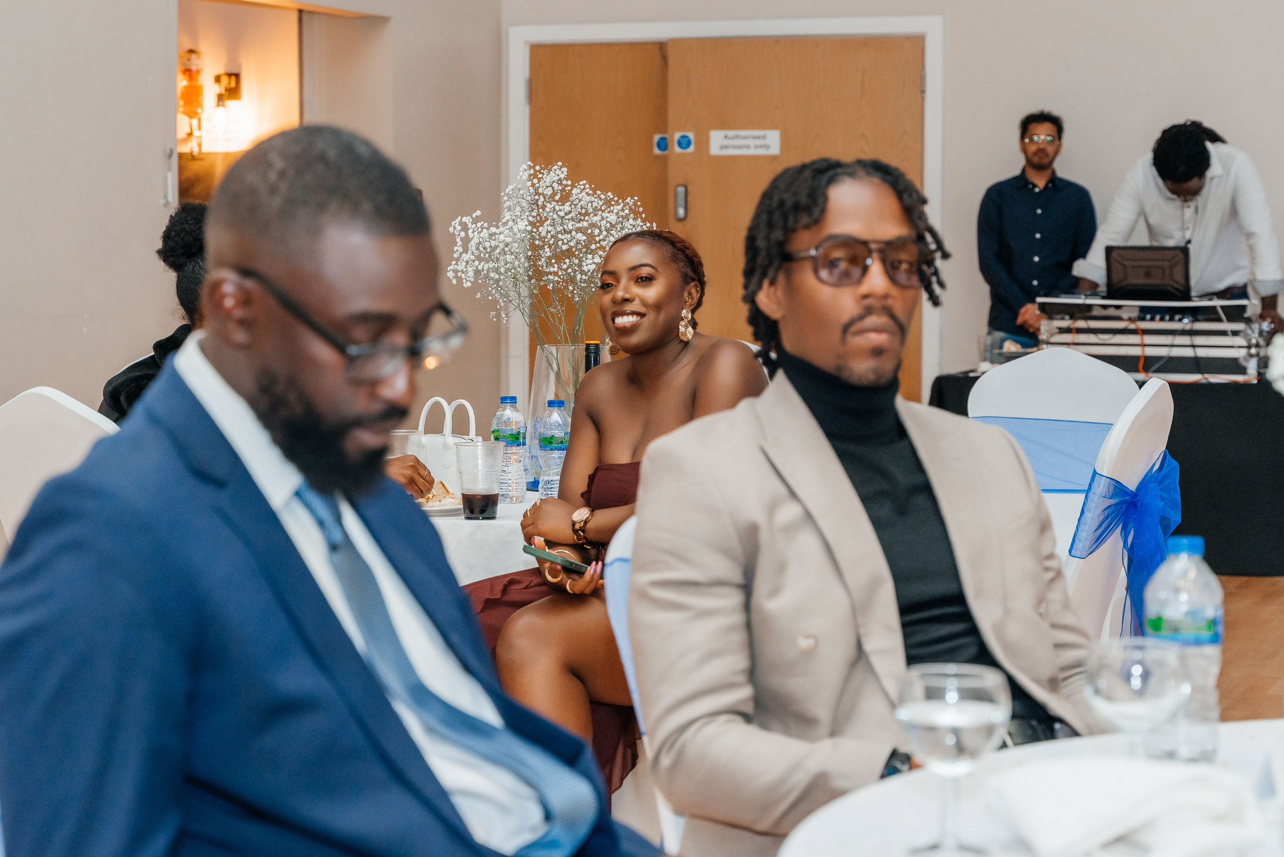 wedding photographer in Canterbury, Wellington House wedding photography, Wellington House wedding ceremony, Wellington House civil marriage, Wellington House inside, Wellington House wedding, Wellington House civil marriage, Wellington House civil marriage ceremony, свабедная церемония в Wellington House, свадебный фотограф в Canterbury