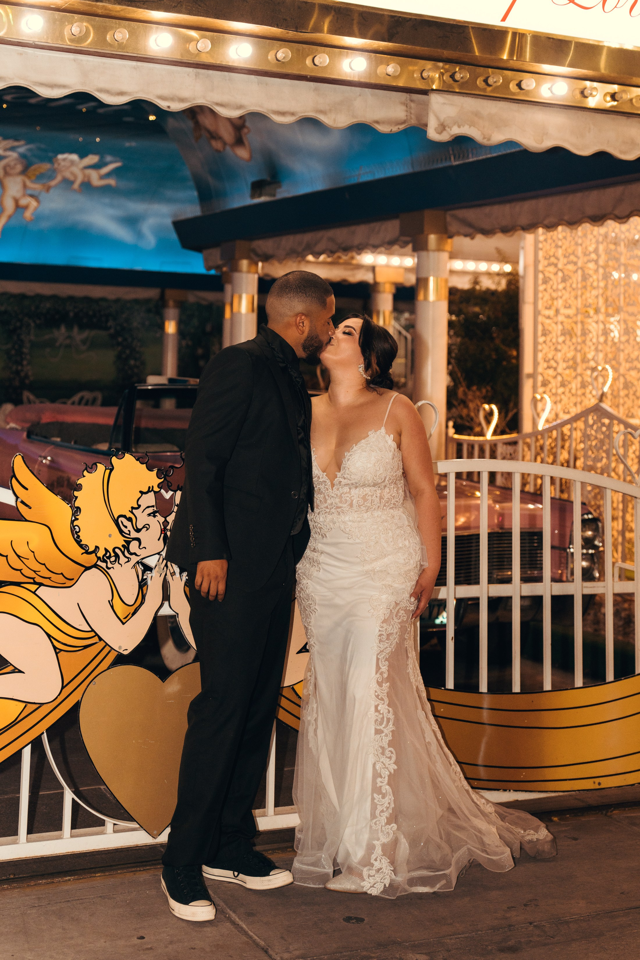 Diannel&David. Wedding & elopement photographer Viktoriya Kravtsov. Las Vegas