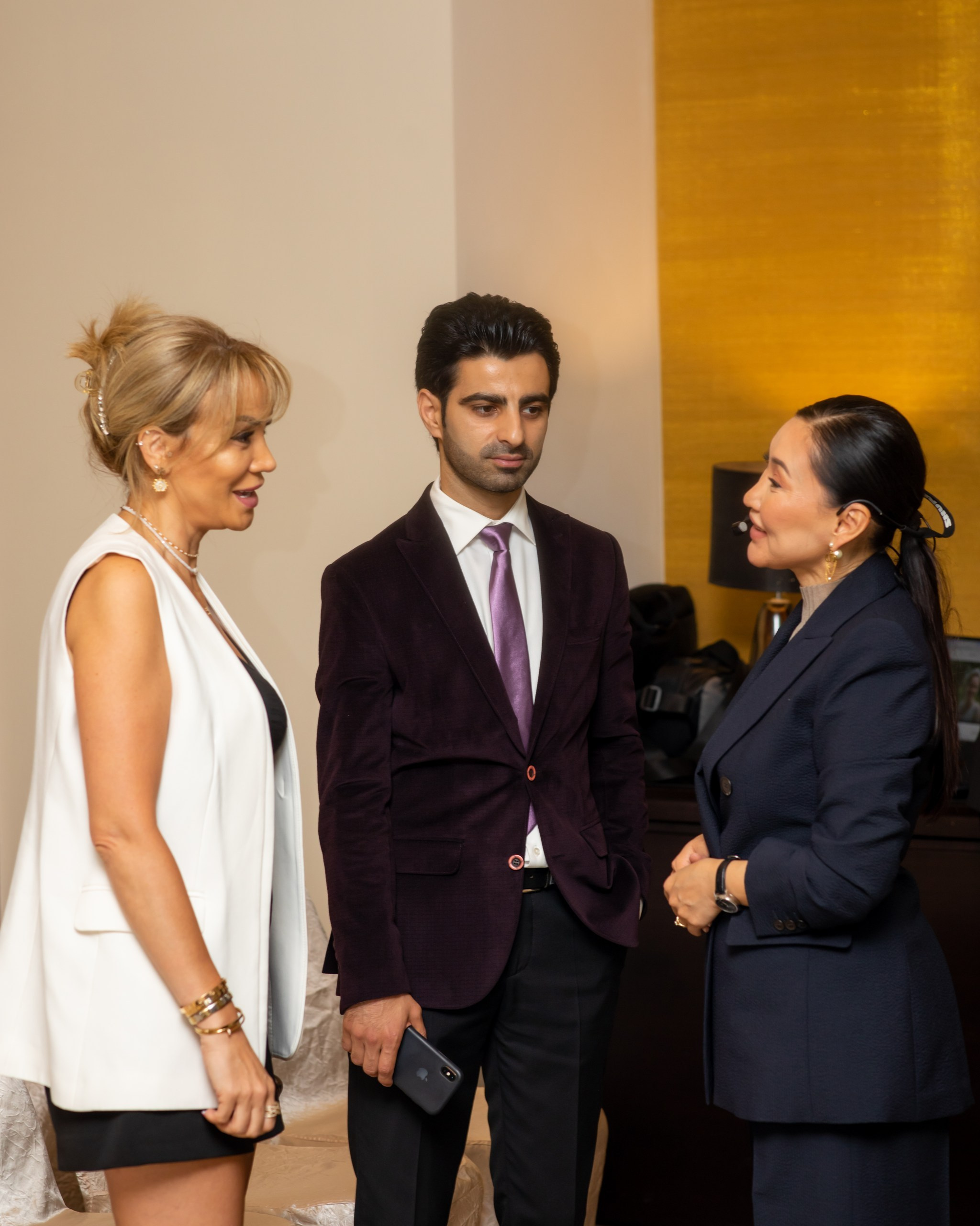 Laura Omuralieva — “The Woman of the New Age and Her Meta-Skills”. Fotograf Baku