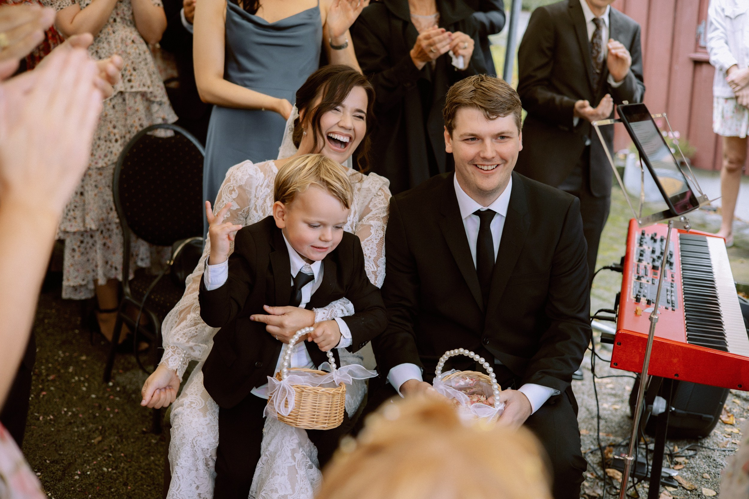 Our beautiful film. Warm family & Wedding stories