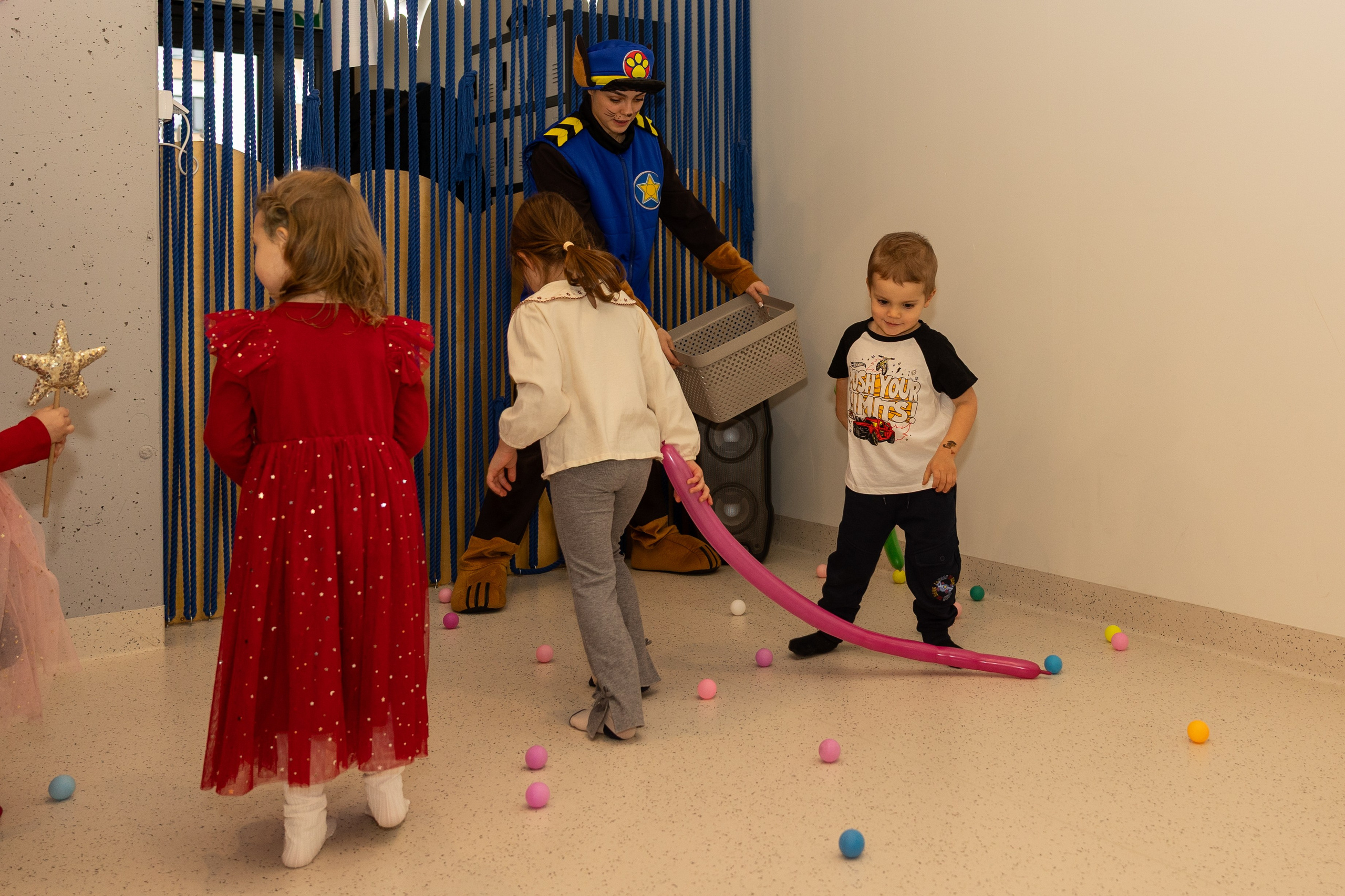 День рождения Артёма 24 января 2026 года. Семейный и детский фотограф в Варшаве Мила Бобровская