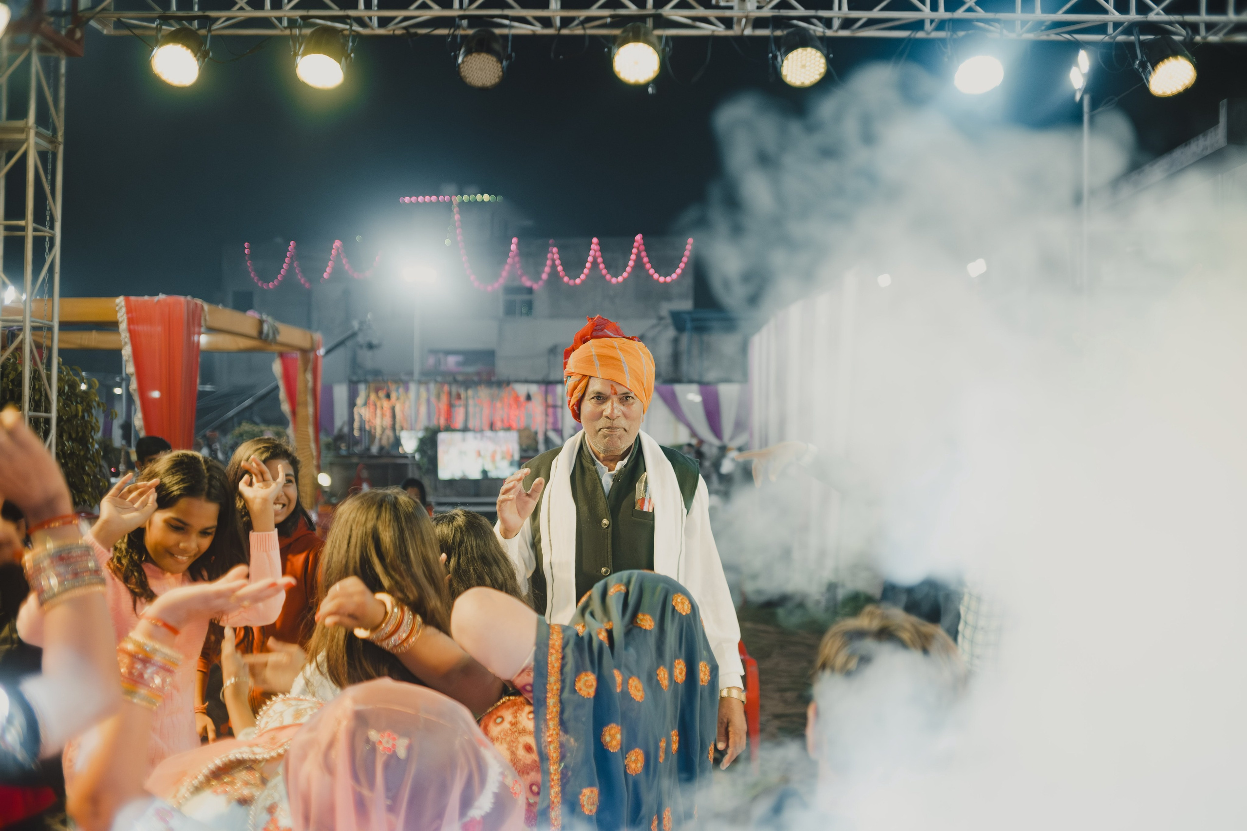 Parul & Sanjay. Wedding and Family photographer in india