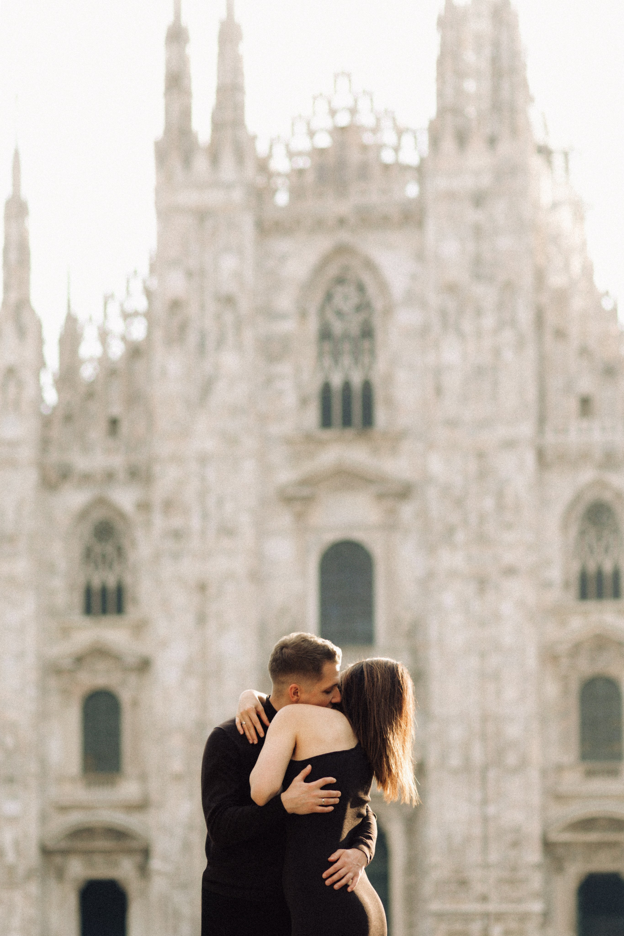 Couple photoshoot at Duomo di Milano