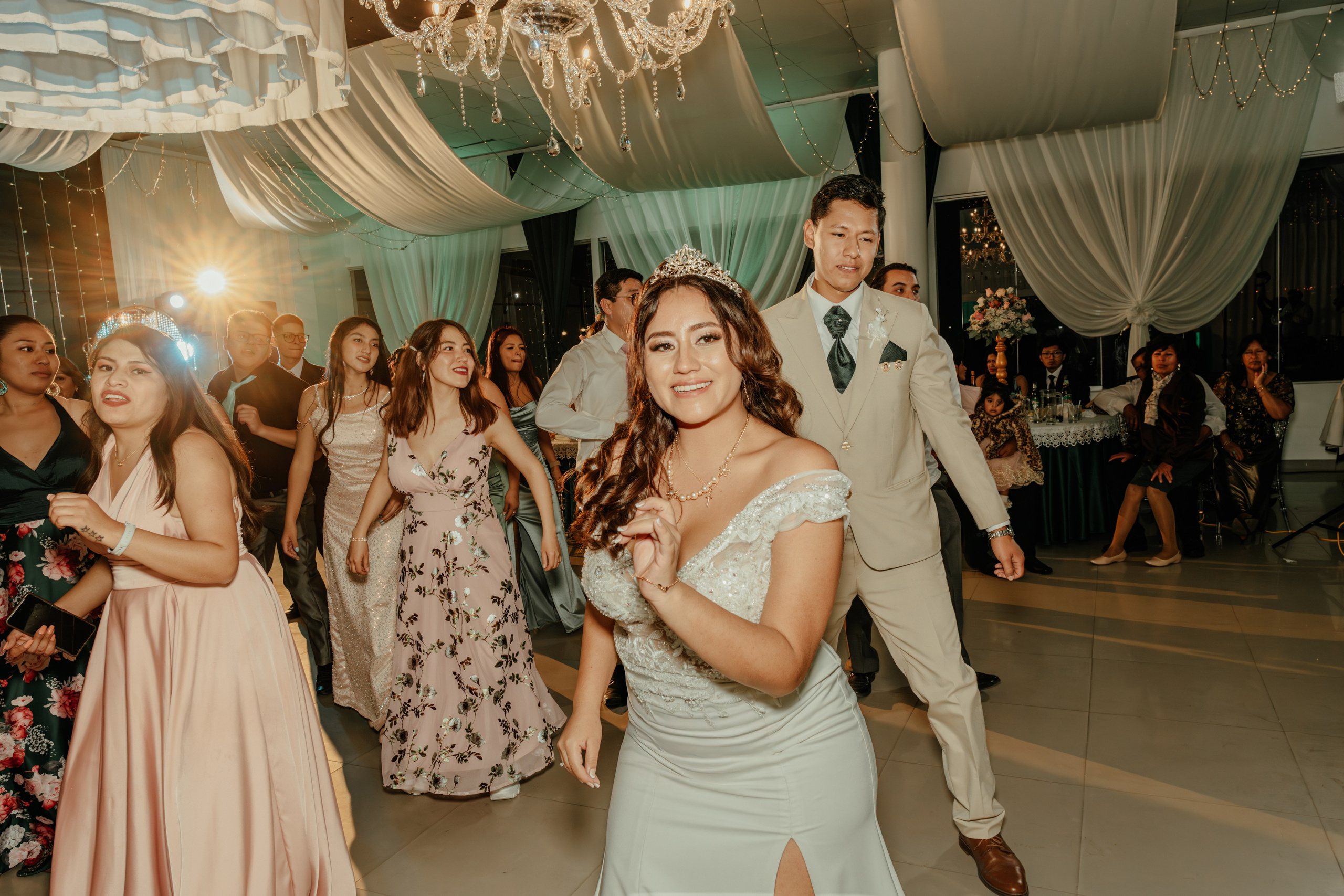 ANGIE + MANUEL BODA RELIGIOSA. Studio KVTA | Fotografía y Video de Bodas en Arequipa