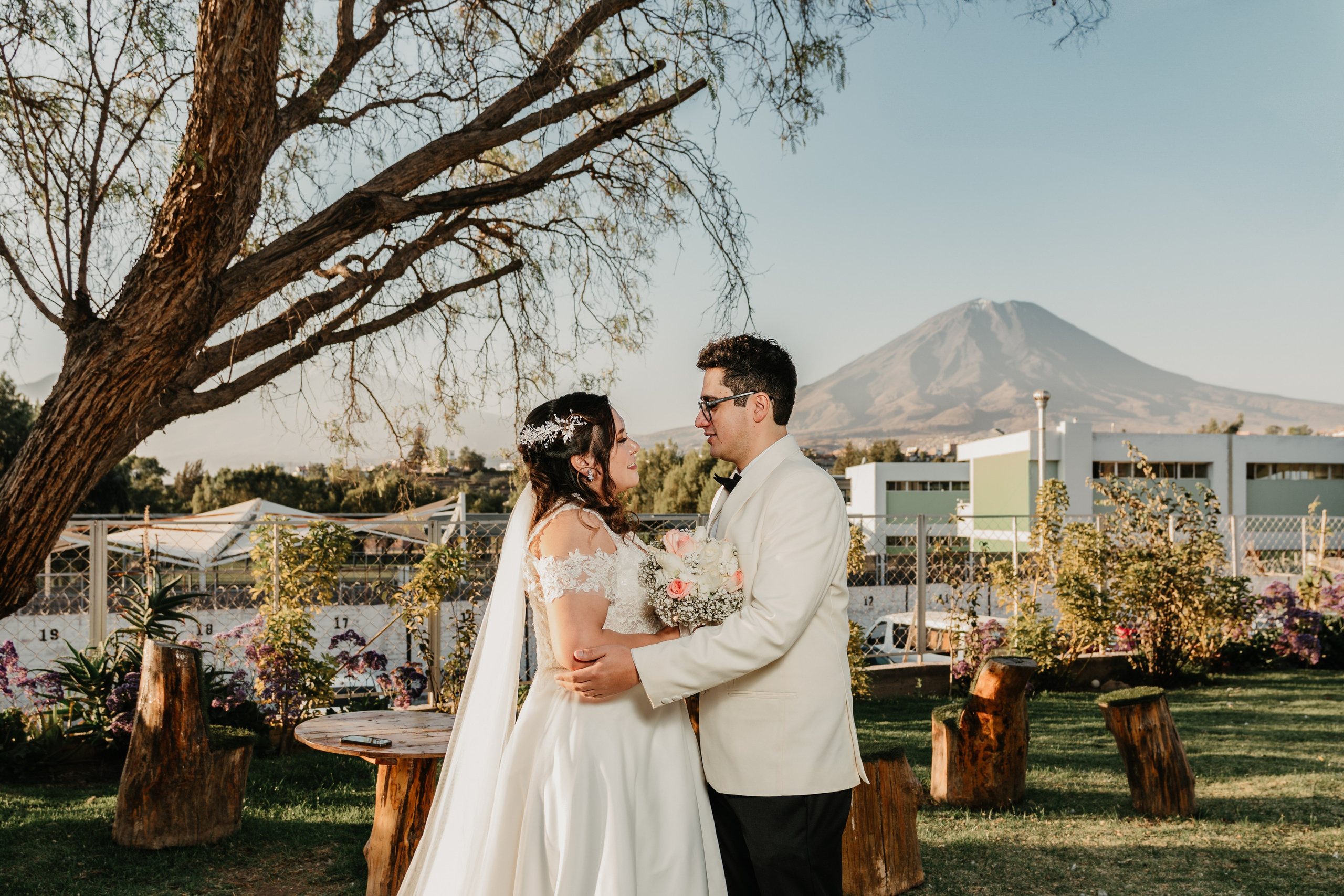VANIA + LUIS BODA CIVIL. Studio KVTA | Fotografía y Video de Bodas en Arequipa
