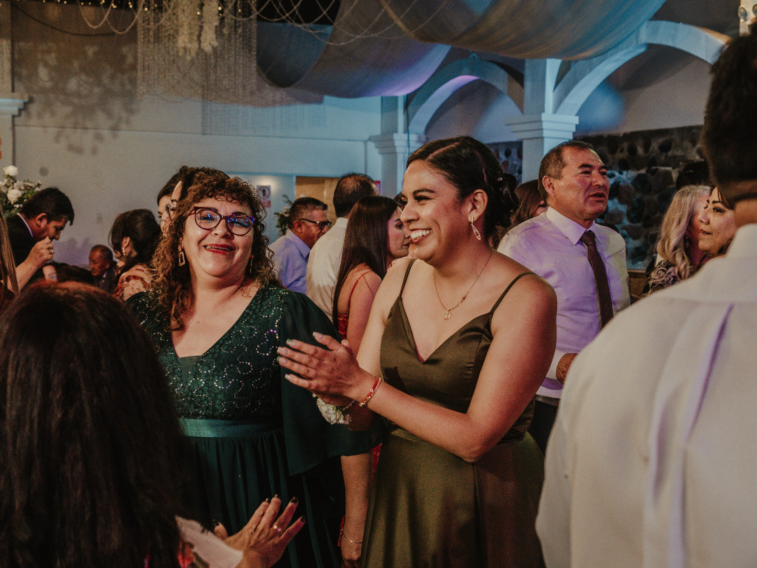 CARLA Y MARIO BODA RELIGIOSA. Studio KVTA | Fotografía y Video de Bodas en Arequipa