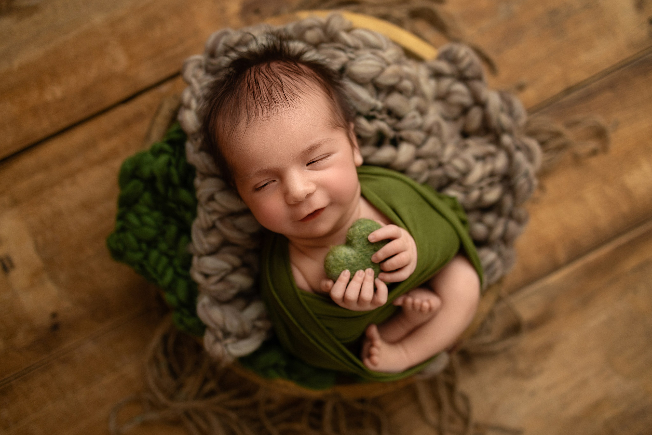 Neugeborene. Neugeborene- Schwangerschaft- und Kinder Fotografin in Lehre