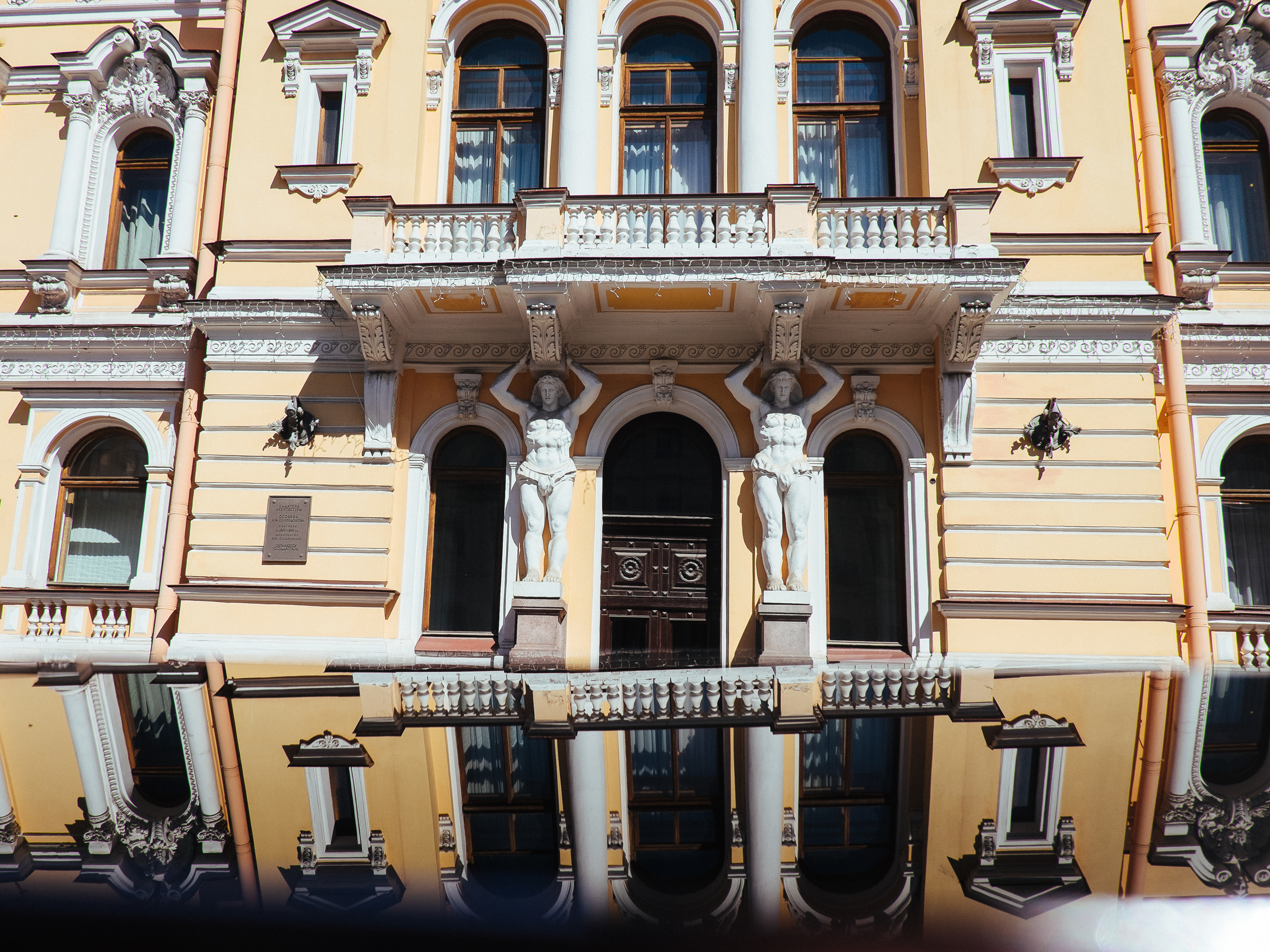 Дворец Малютка. Фотограф в Тбилиси. Портрет, репортаж, эвент. Геннадий Демченко