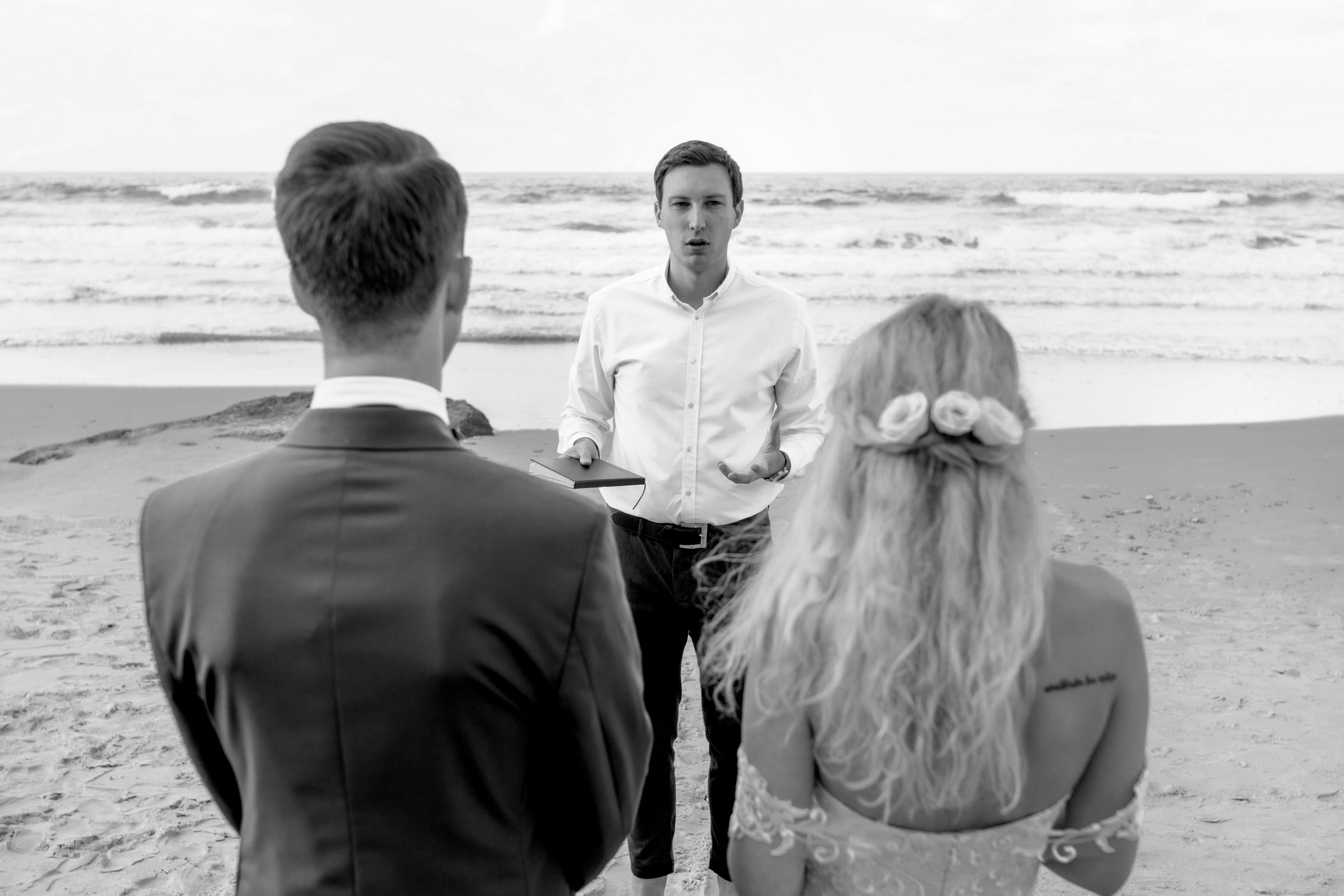 Церемония на пляже, Нерихус и Эгле. Фотограф в Португалии Полина Готовая