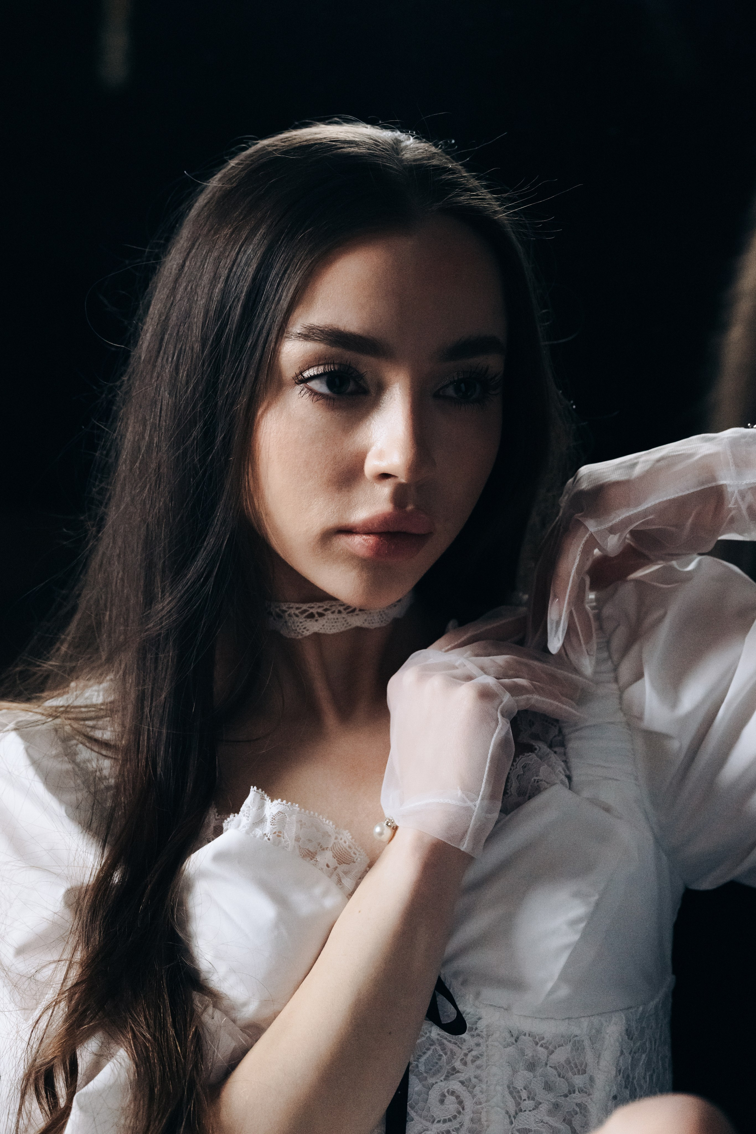 Grey room. Portrait photographer in Europe. Aurora Balear in Balearic Islands, woman portrait photographer. Work in Spain