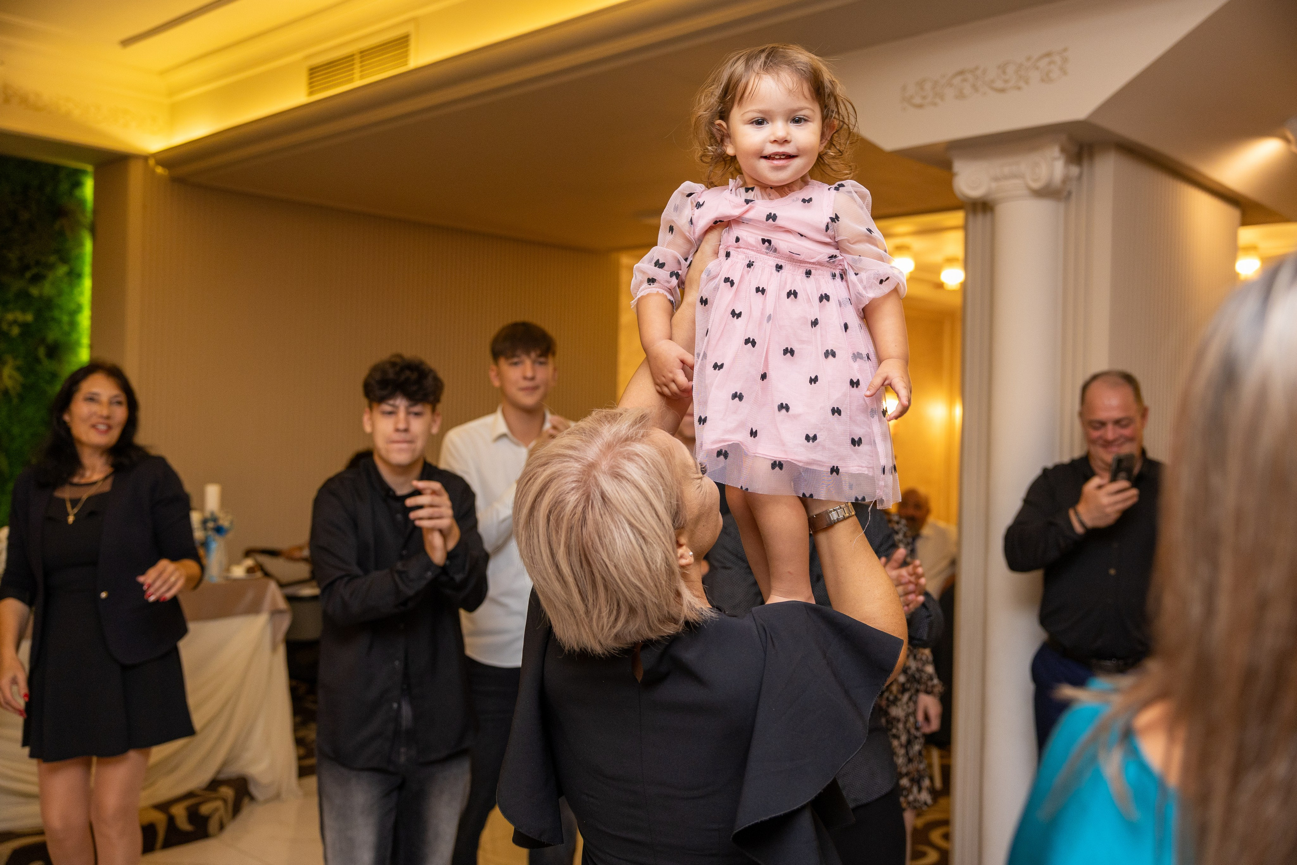 Andrei Sebastian. Moments By Gub