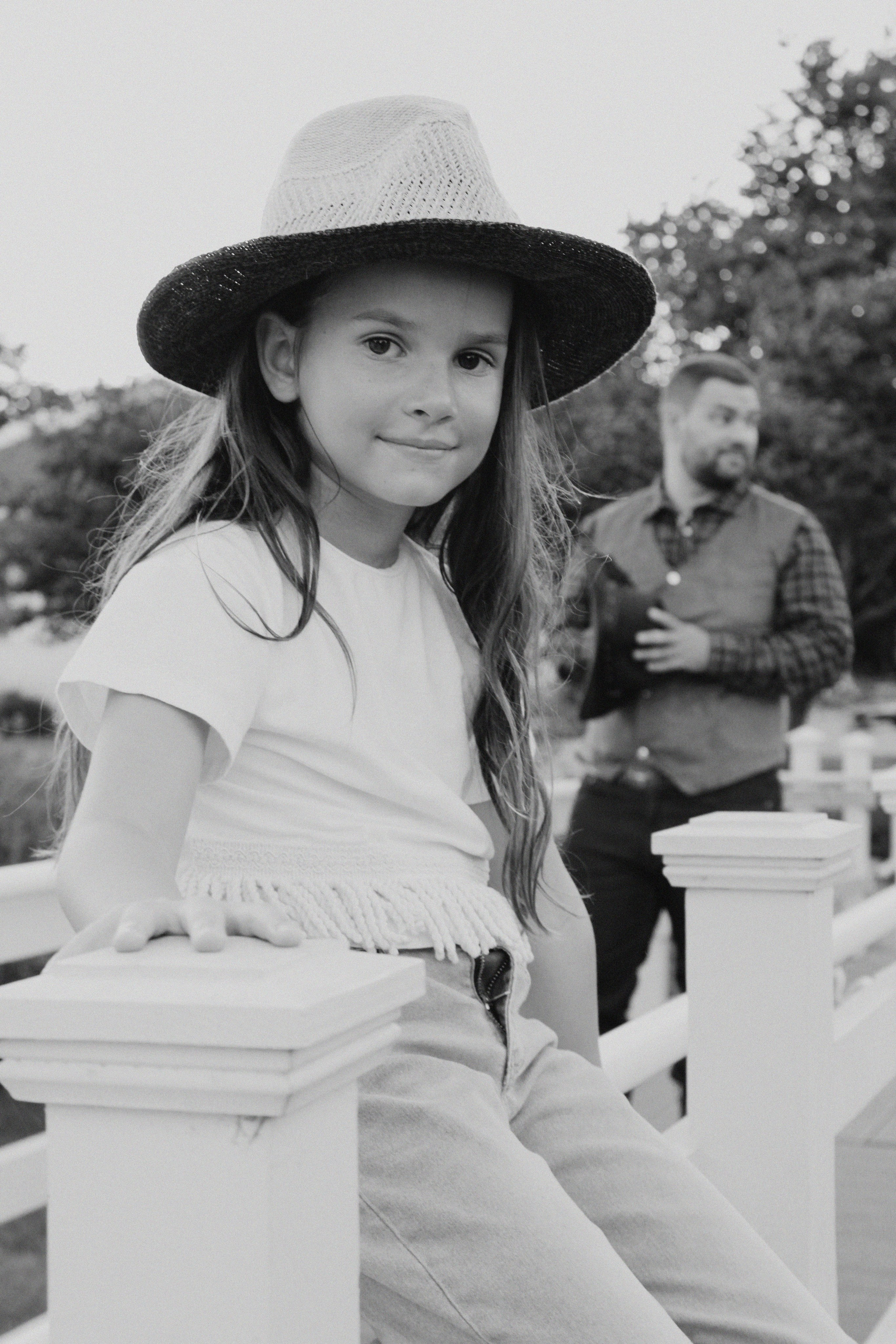 Texas Countryside Family Photoshoot in Cowboy Style. Lana Petrychenko — Portrait & Family Photographer. Valencia, Spain
