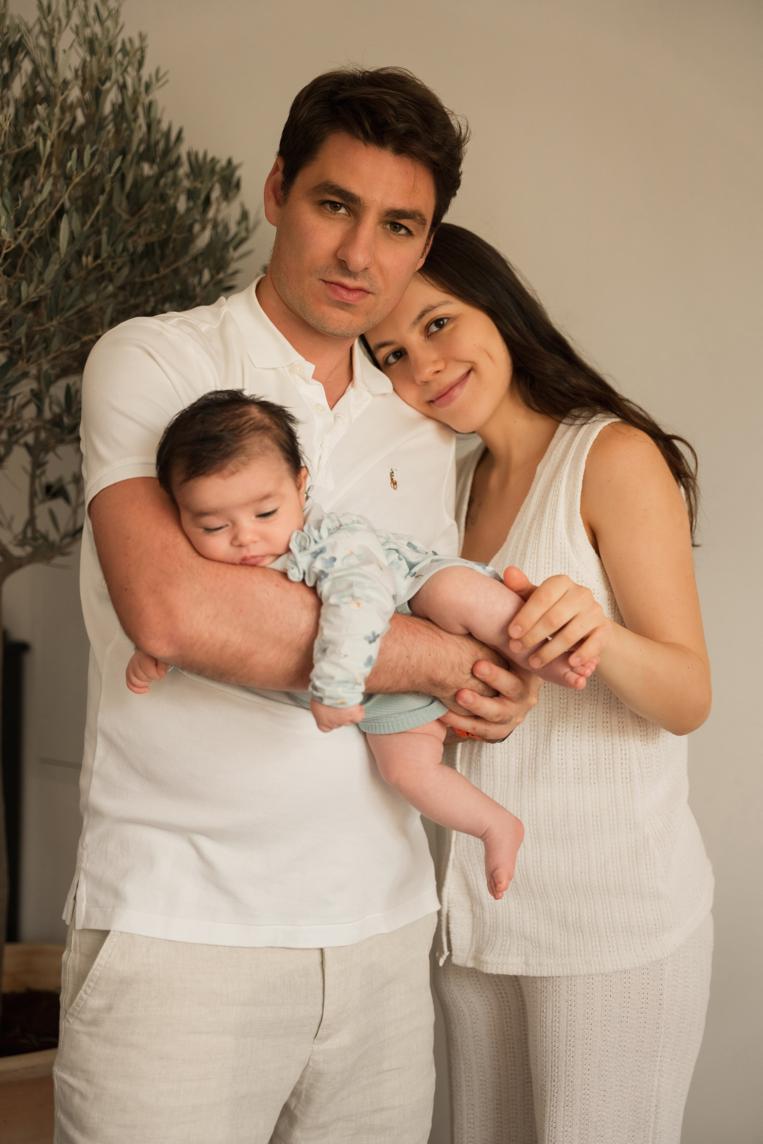 Our little family story. Angela Iakovleva — Family Photographer in Dubai