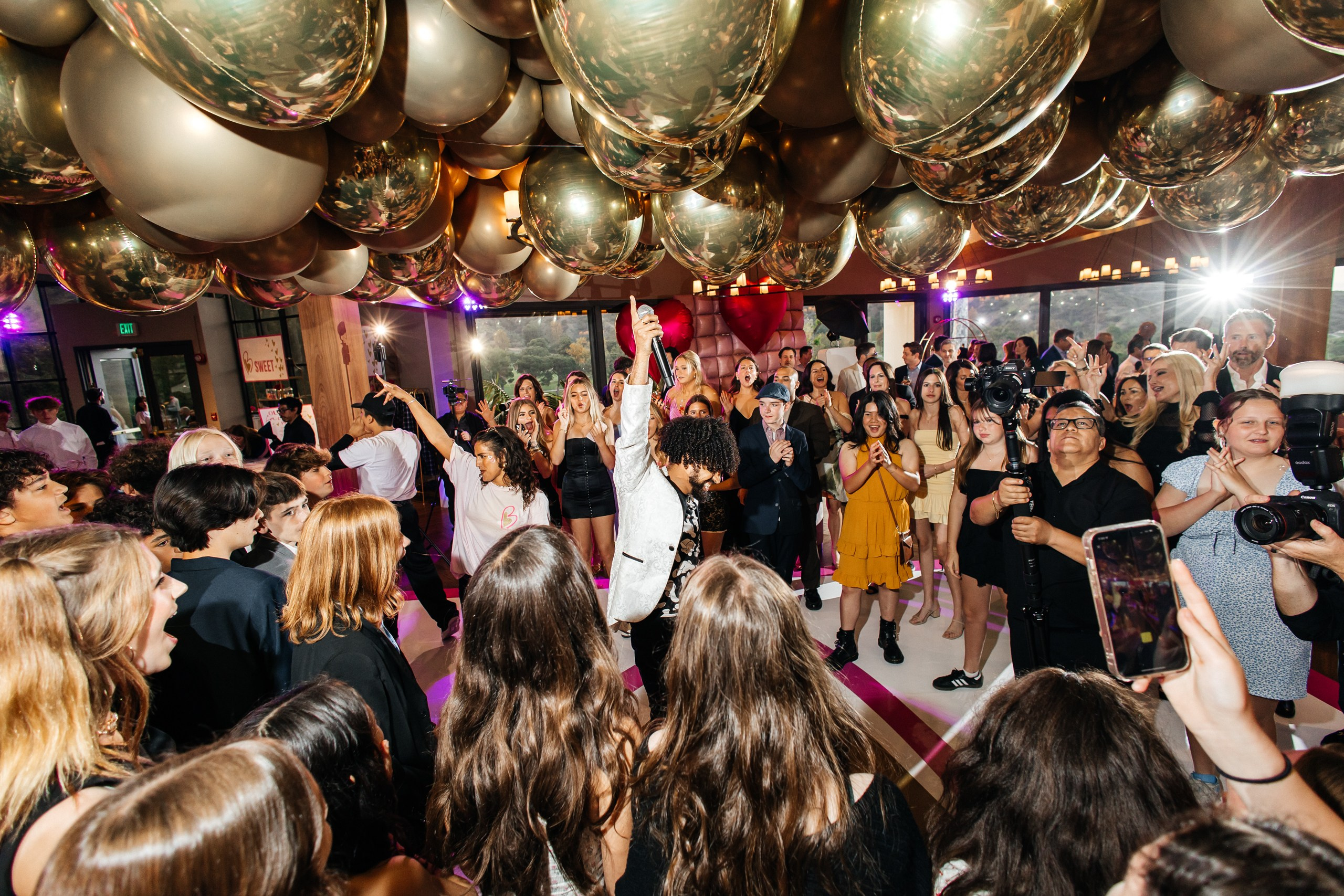 Mitzvah gallery 2. Photographer Andrei White